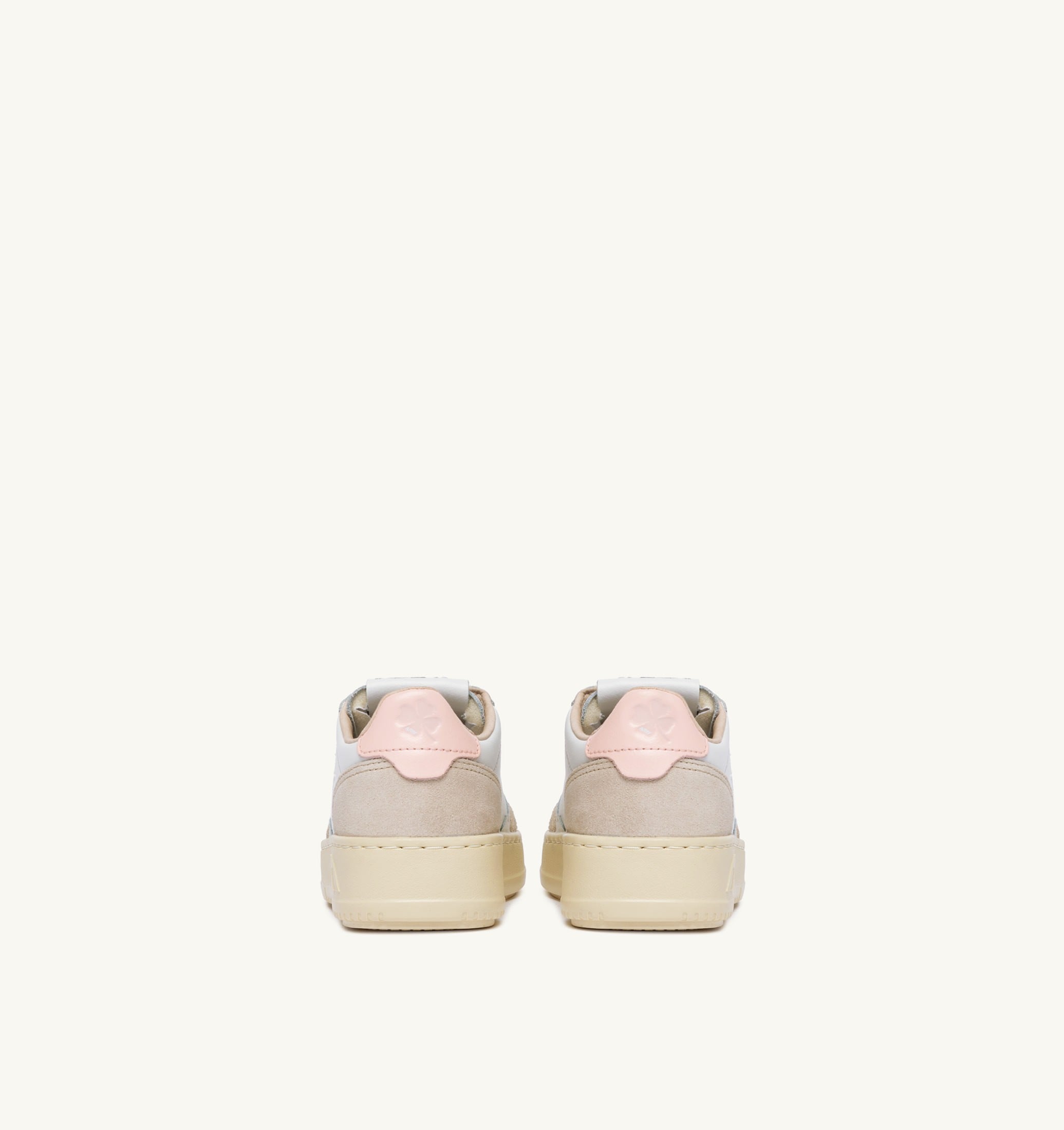 BASKETS MEDALIST KIDS LOW EN DAIM BLANC ET CREOLE PINK
