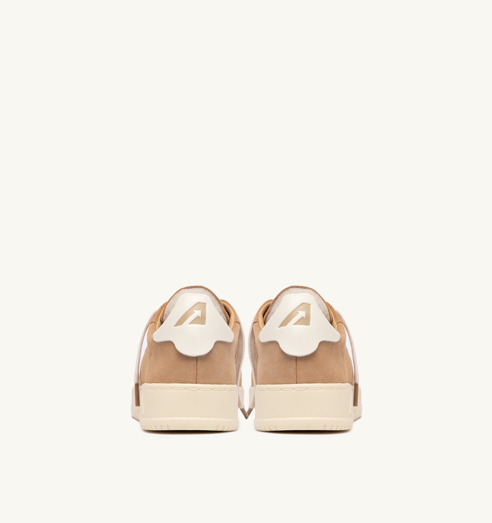 BASKETS DALLAS LOW EN DAIM PEANUT