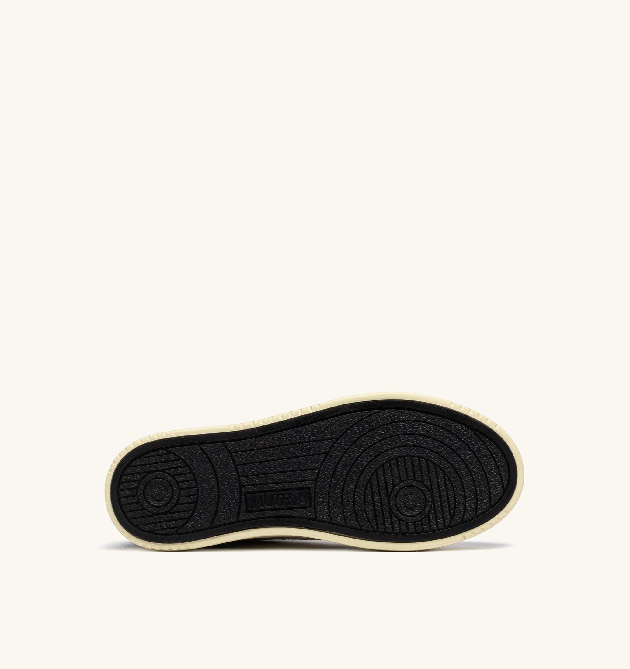 BASKETS MEDALIST EASEKNIT LOW EN MAILLE IVOIRE NOIR ET ARGENT