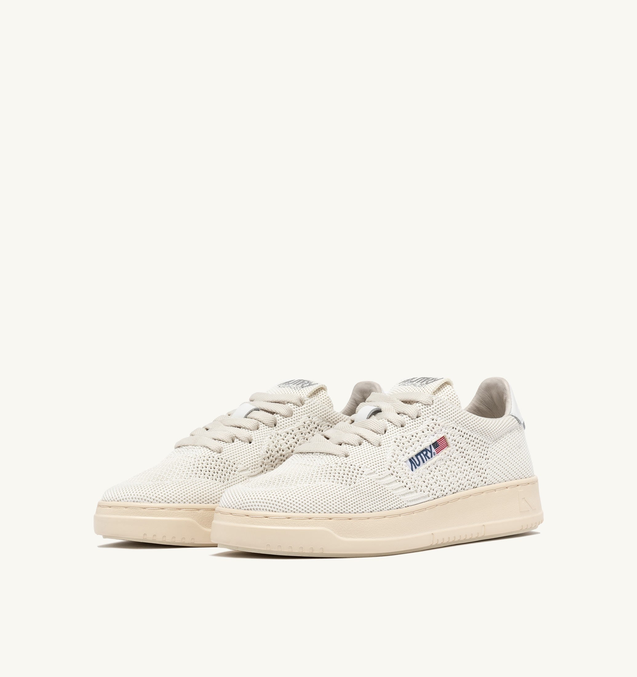 BASKETS MEDALIST EASEKNIT LOW EN MAILLE COLORIS IVORY