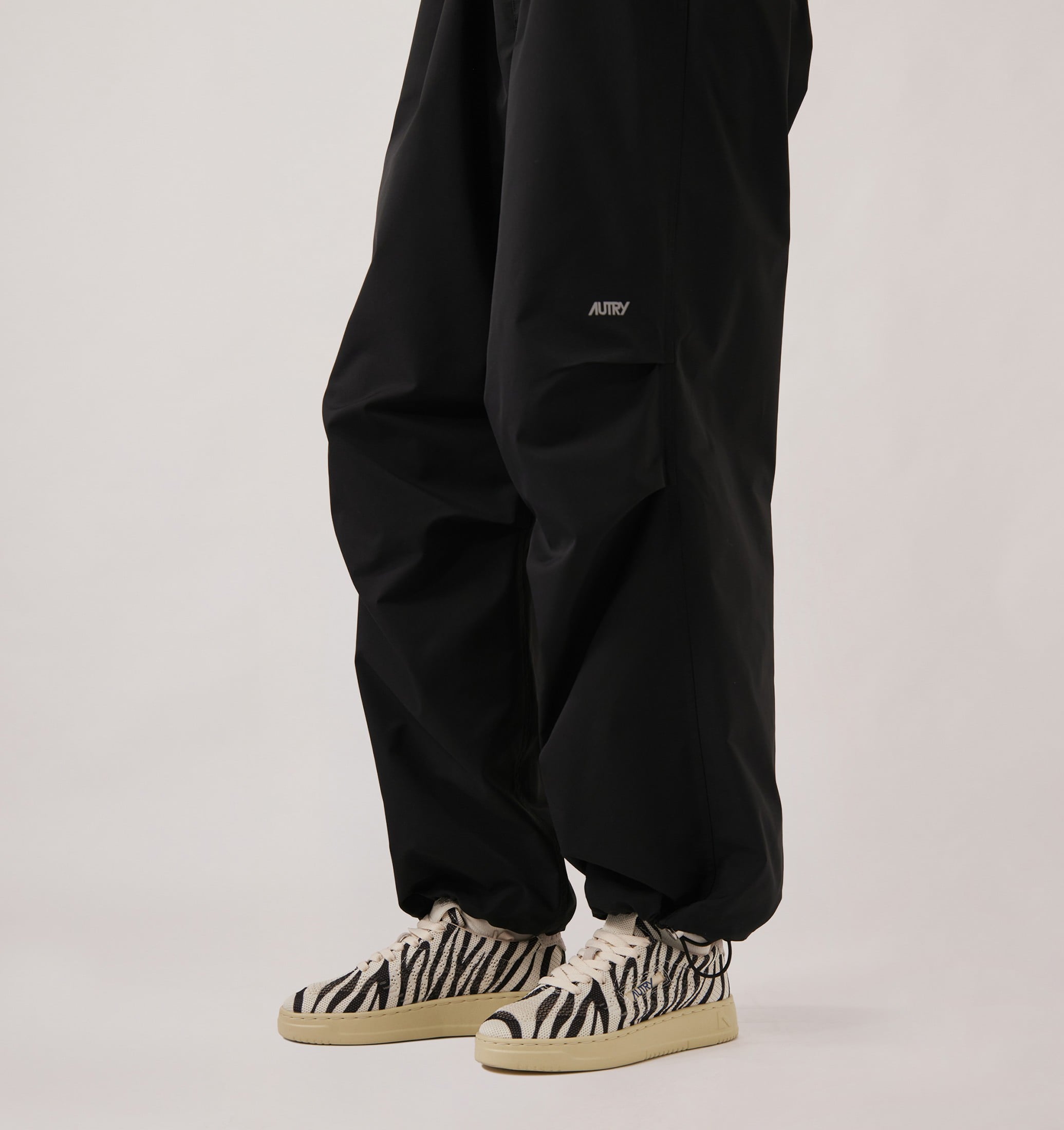 BASKETS MEDALIST EASEKNIT LOW EN MAILLE 'ZEBRA PRINT' IVOIRE ET NOIR
