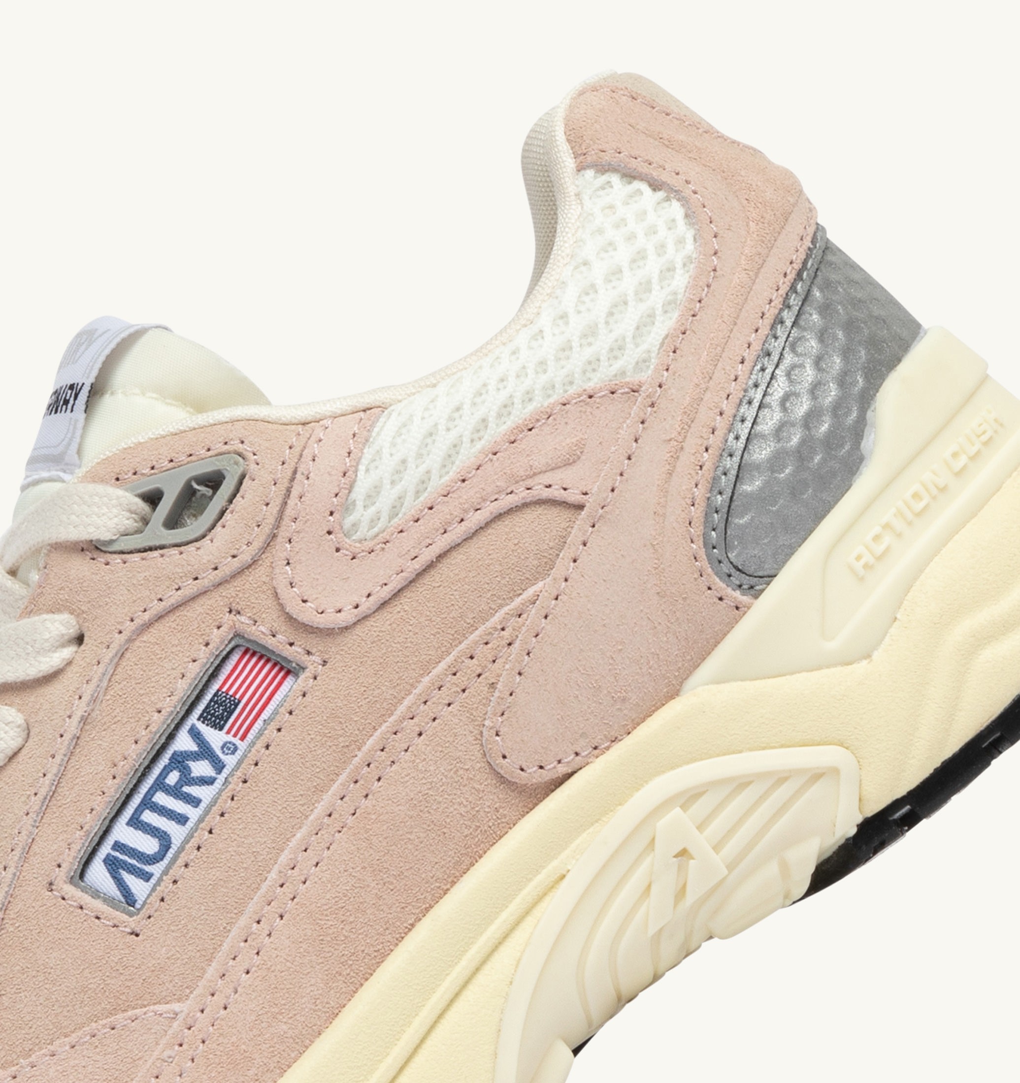 BASKETS HYPERWAY EN MESH ET DAIM SILK ET MARSHMALLOW