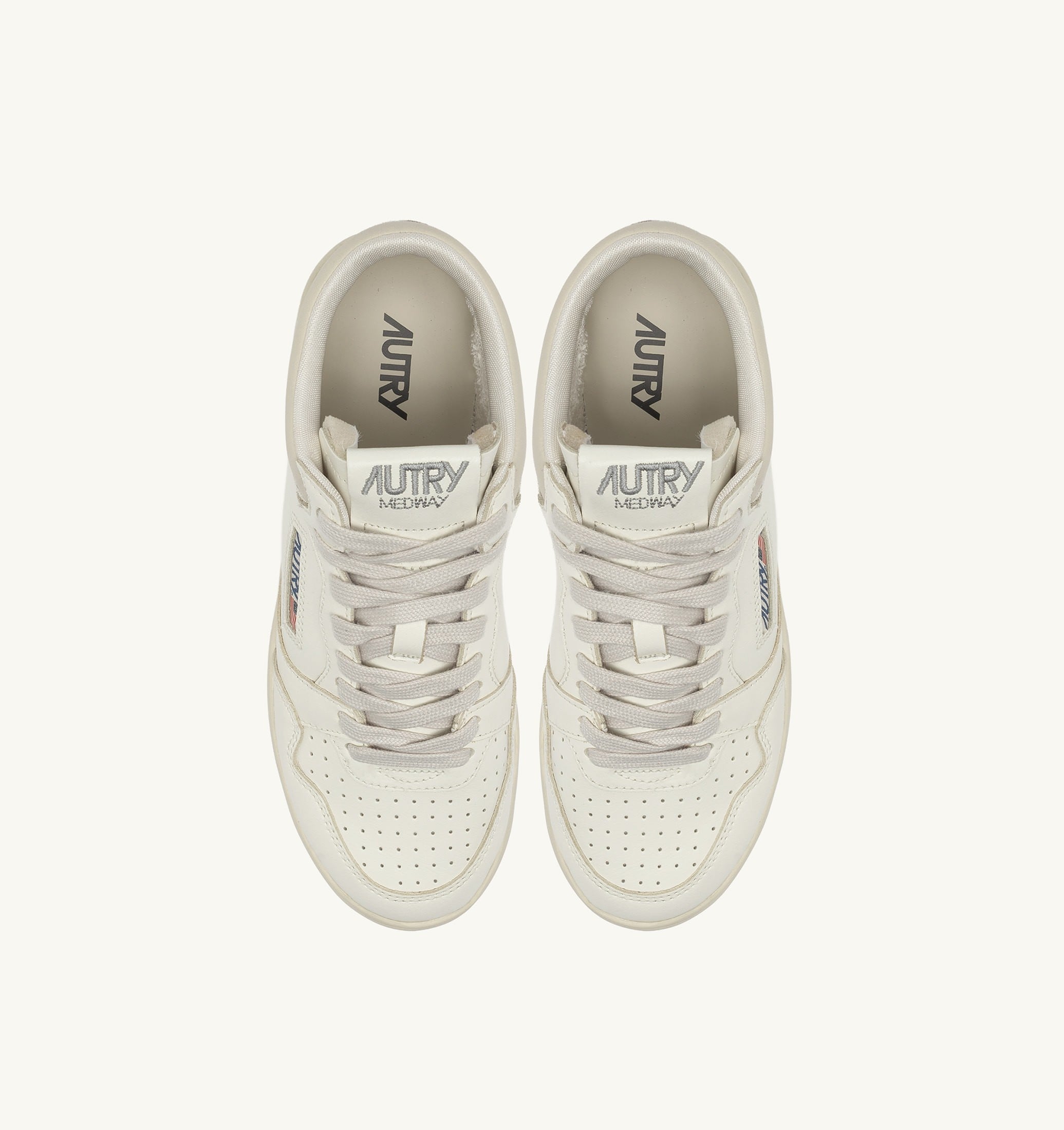 BASKETS MED-WAY EN CUIR COLORIS MARSHMALLOW ET BLANC