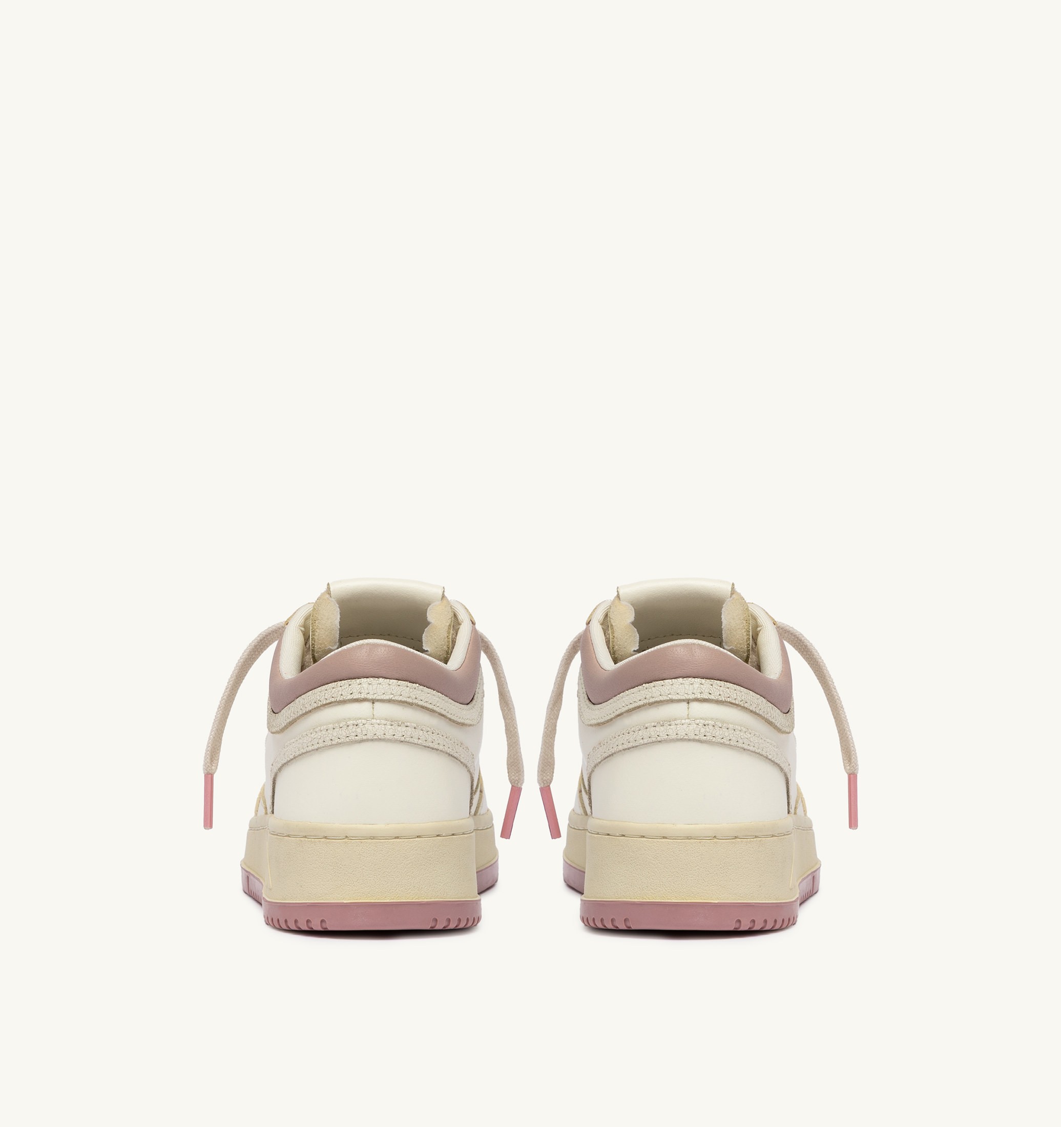 BASKETS MED-WAY EN CUIR COLORIS MARSHMALLOW ET ZEPHYR