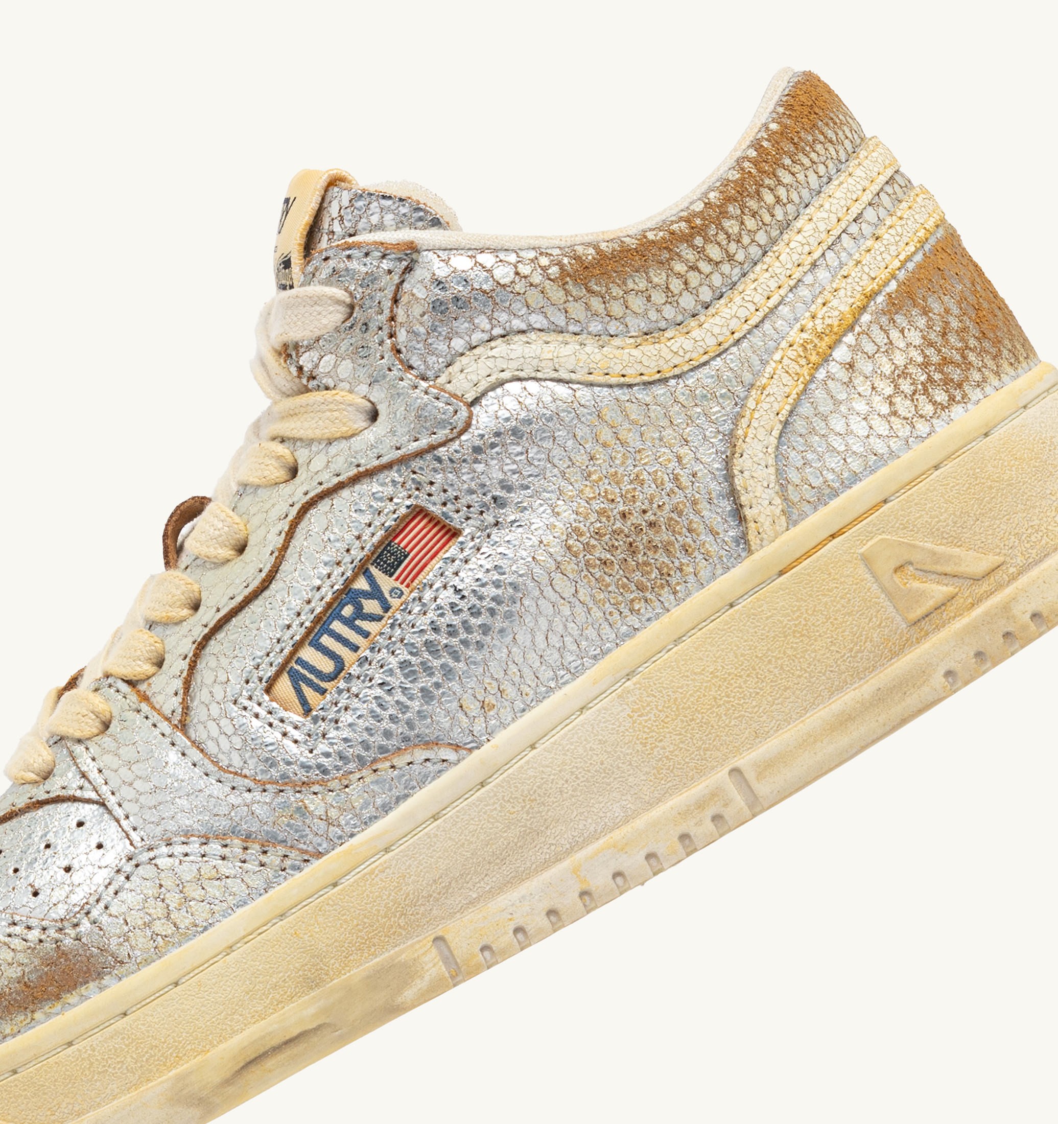 BASKETS MED-WAY SUPER VINTAGE EN CUIR 'PRINT SNAKE' SILVER ET MARSHMALLOW