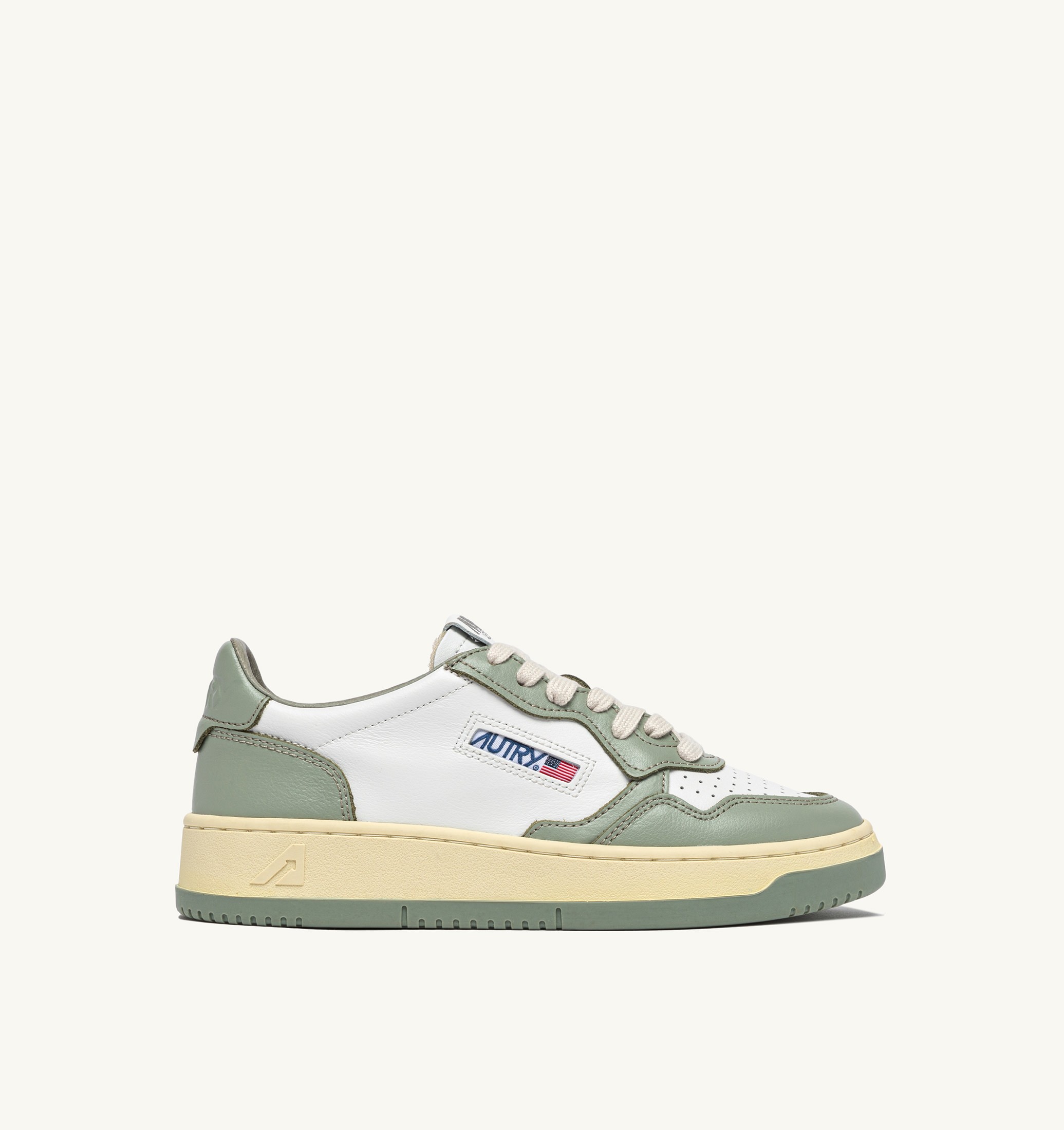 BASKETS MEDALIST LOW BICOLORE EN CUIR BLANC ET SEA GRASS