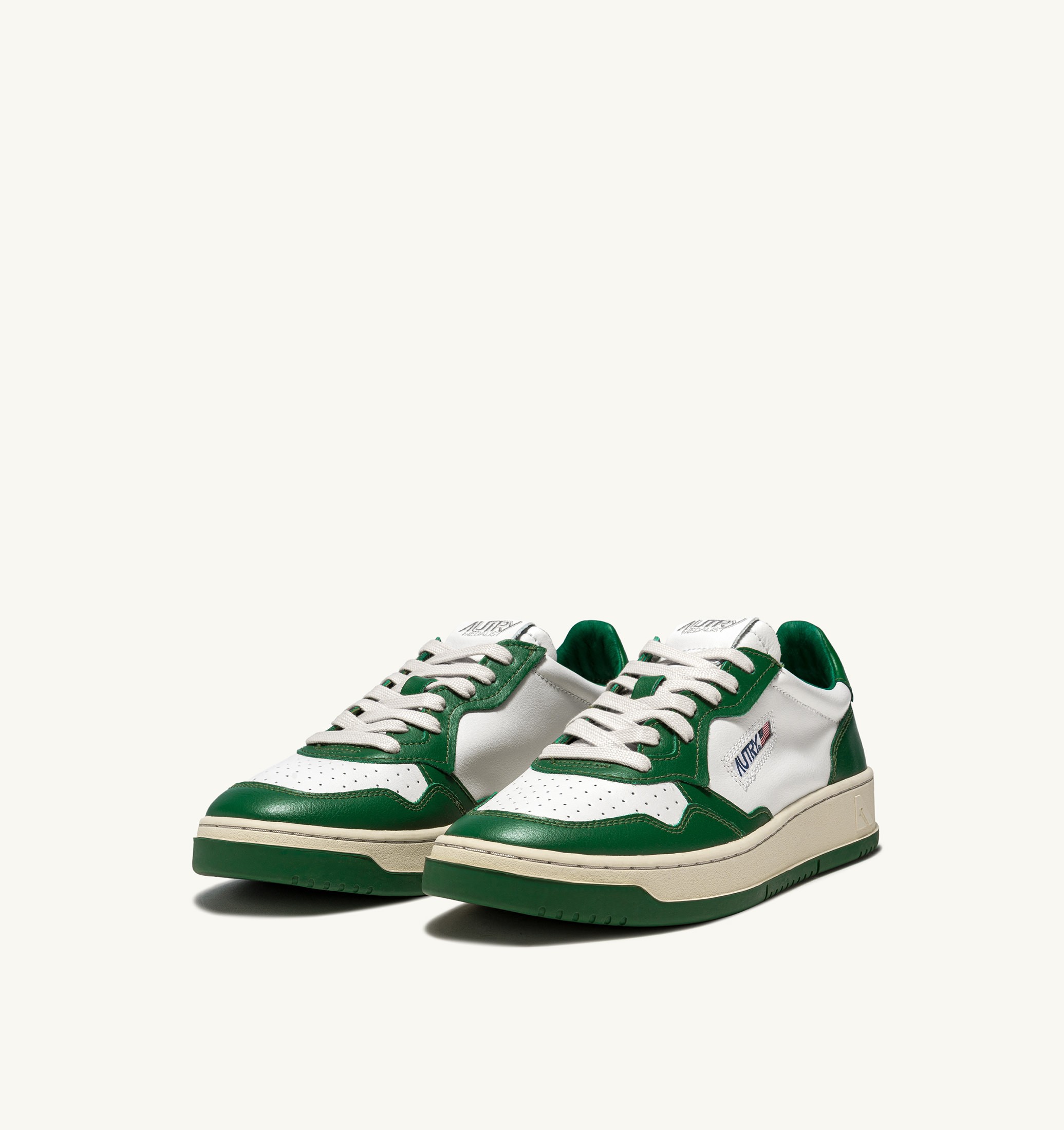 BASKETS MEDALIST LOW BICOLORE EN CUIR BLANC ET VERT