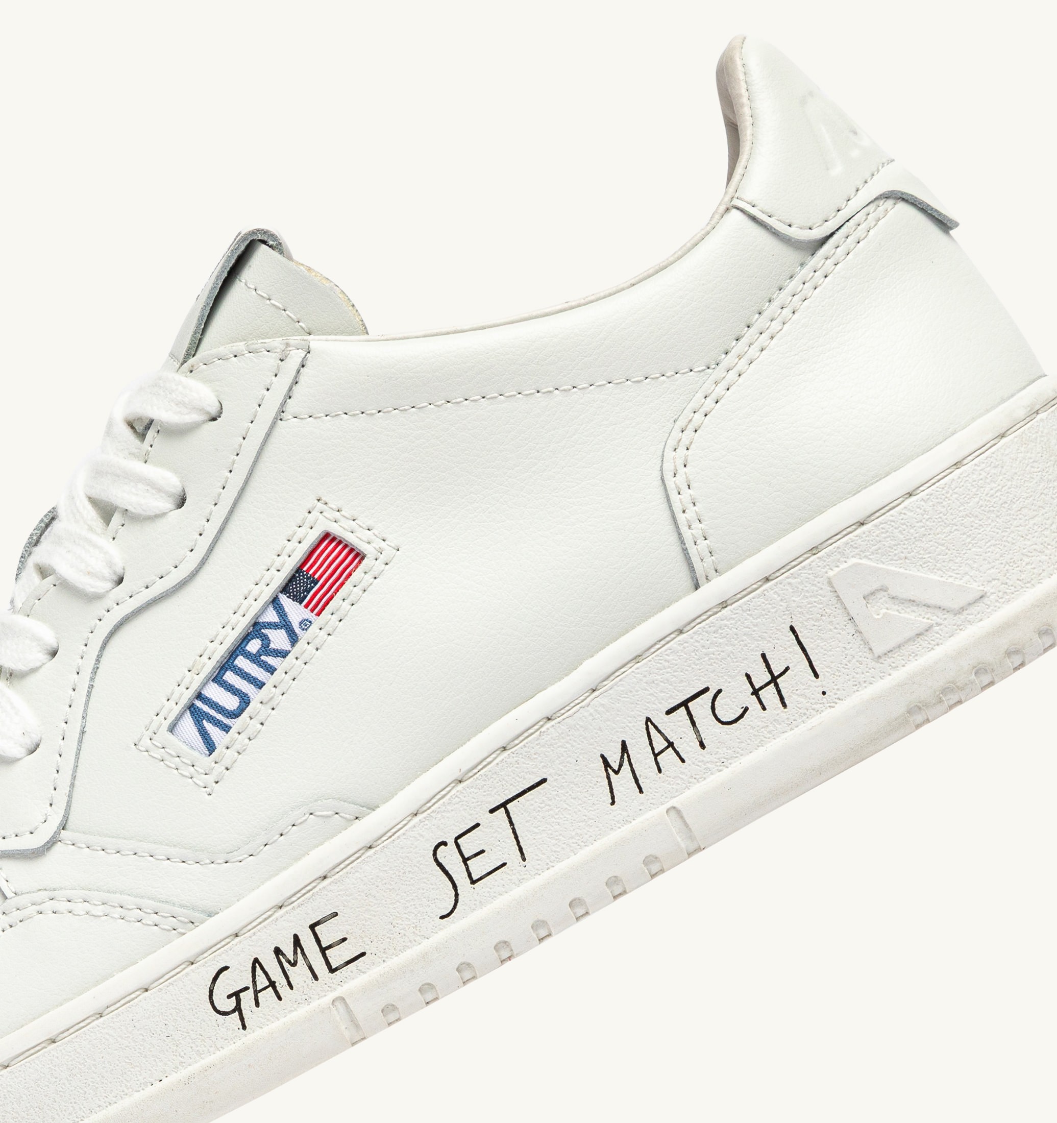 BASKETS MEDALIST LOW EN CUIR BLANC