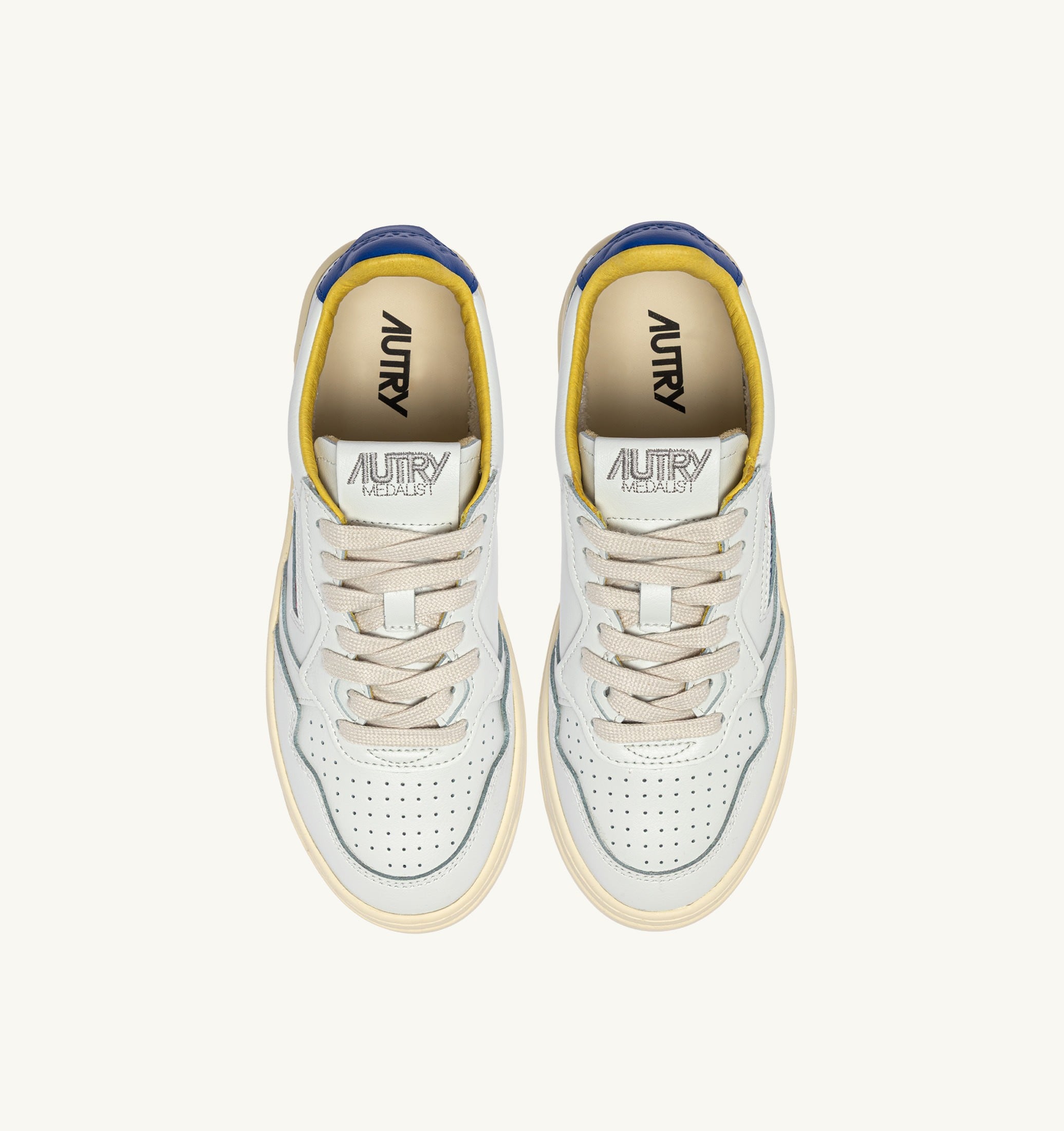 BASKETS MEDALIST LOW EN CUIR BLANC ET BEAU BLUE AVEC LETTERING