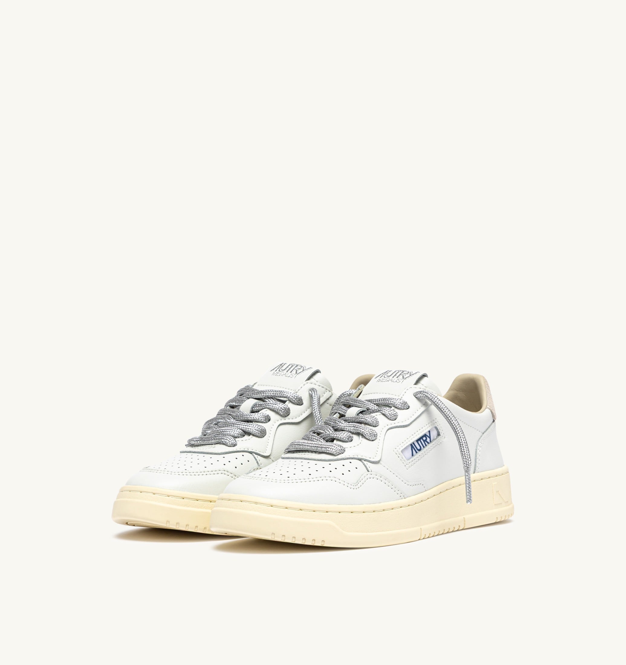 BASKETS MEDALIST LOW EN CUIR BLANC ET DÉTAILS LUREX ARGENT
