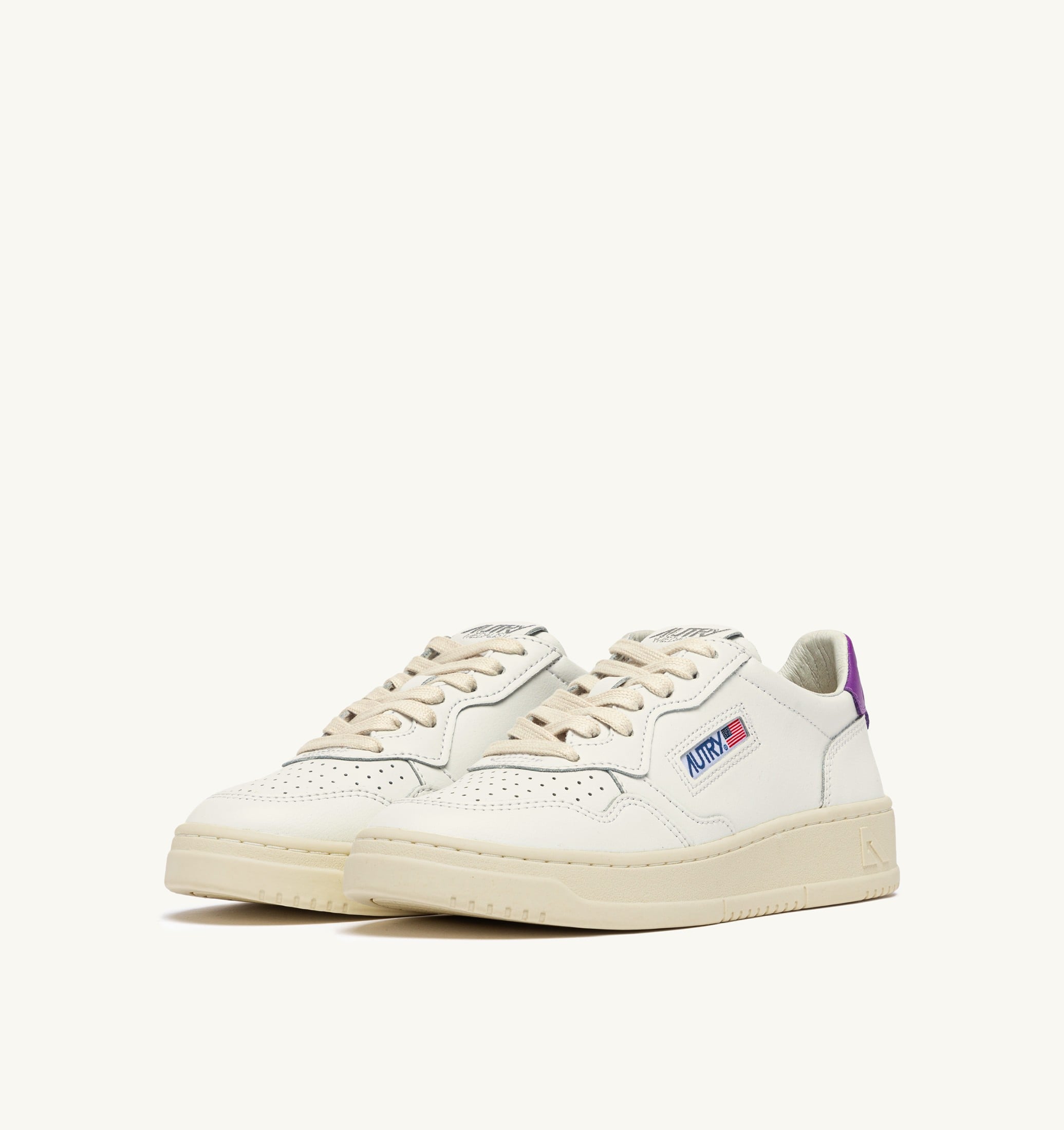 BASKETS MEDALIST LOW EN CUIR BLANC ET DEWBERRY