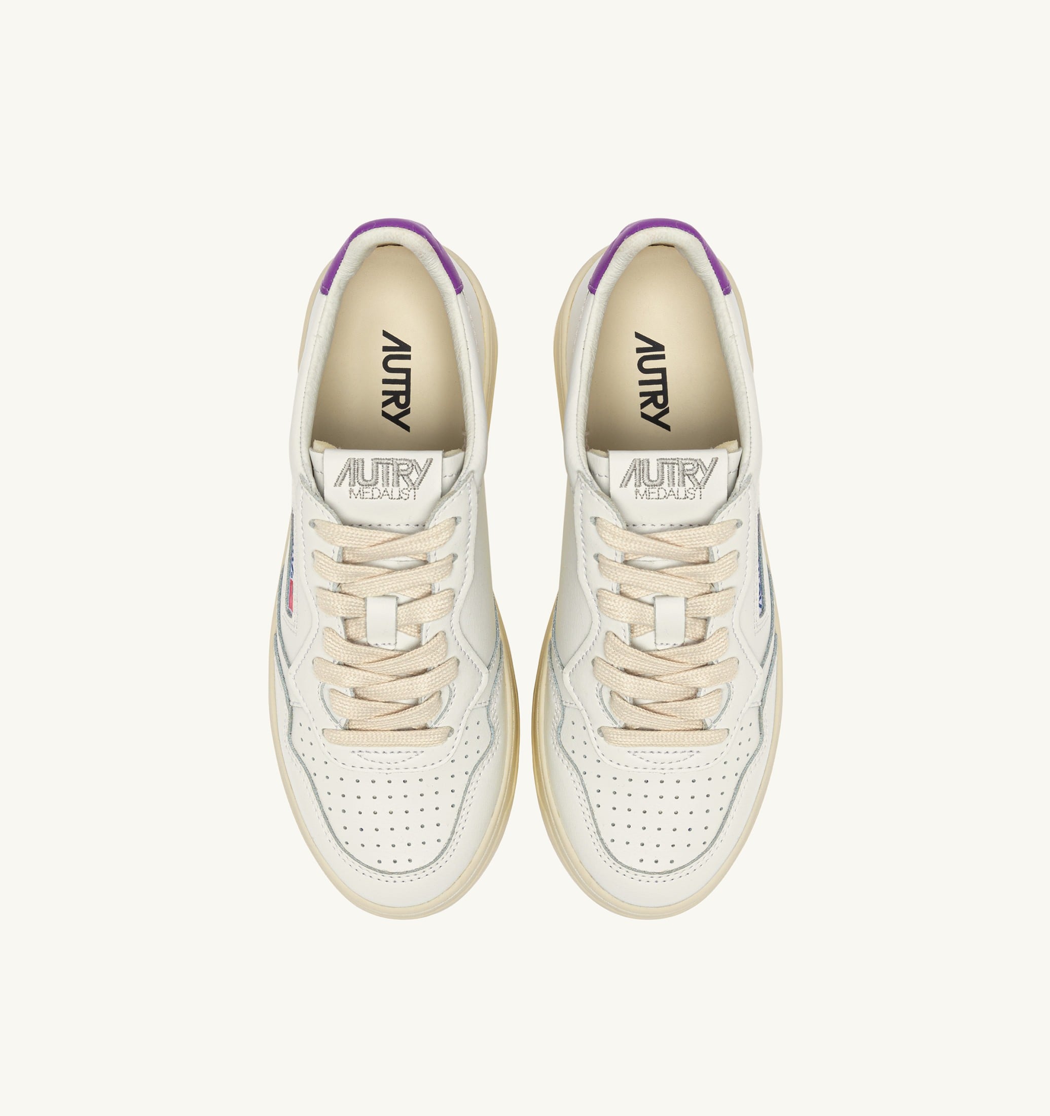 BASKETS MEDALIST LOW EN CUIR BLANC ET DEWBERRY