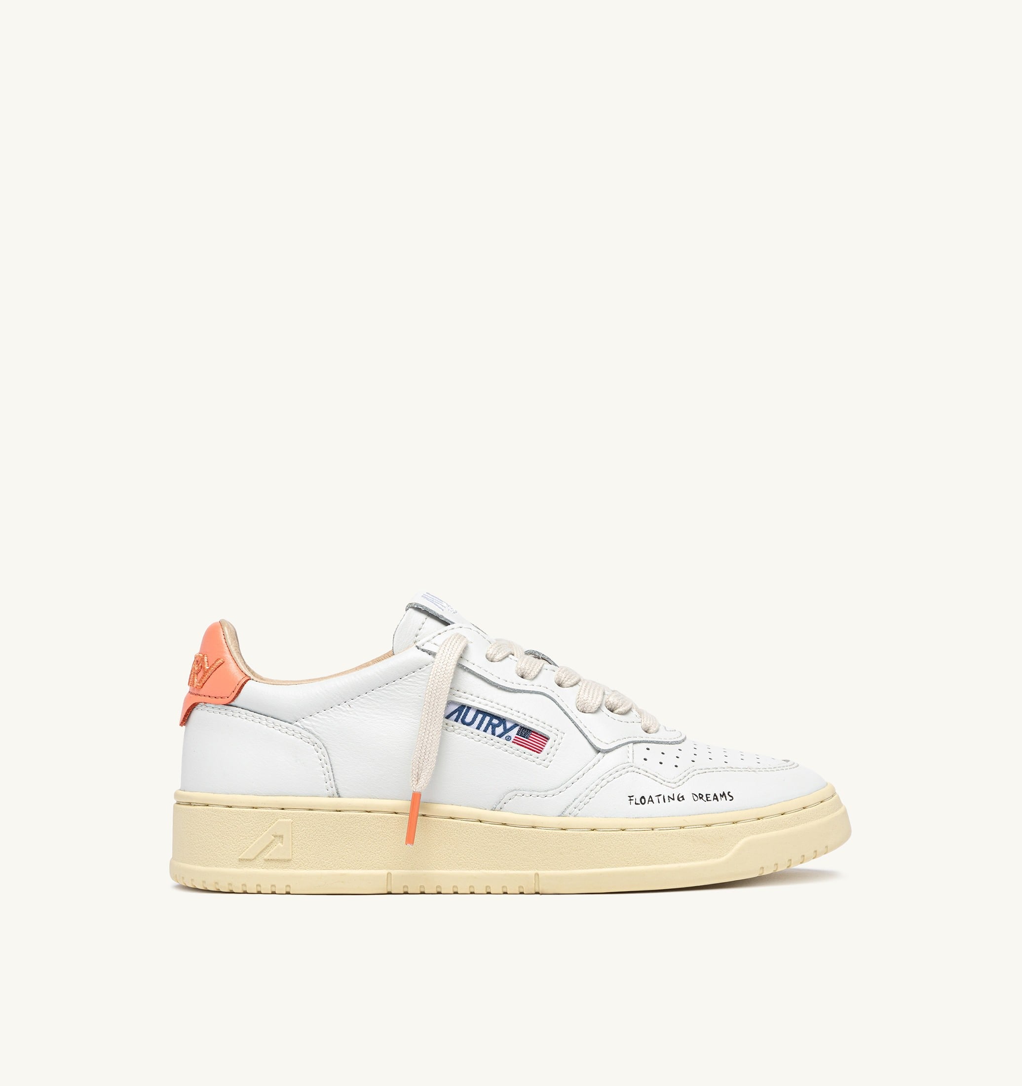 BASKETS MEDALIST LOW EN CUIR BLANC ET PEACH PINK