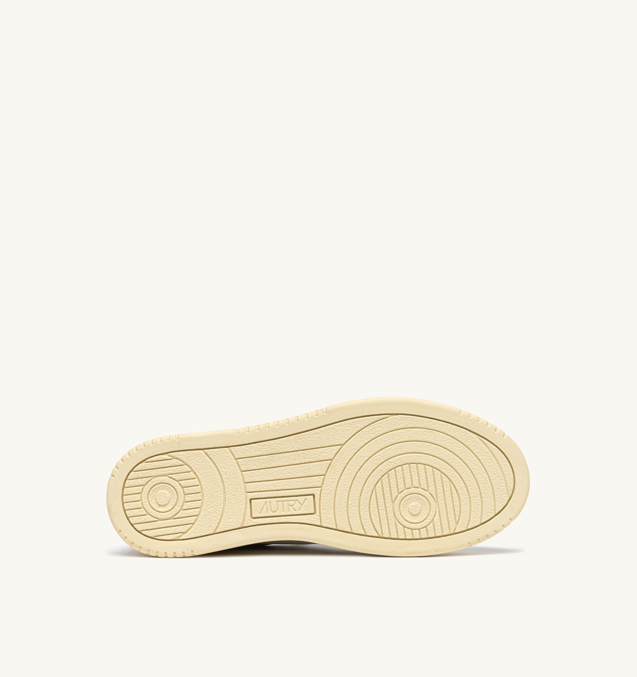 BASKETS MEDALIST LOW EN CUIR BLANC ET PEACH PINK