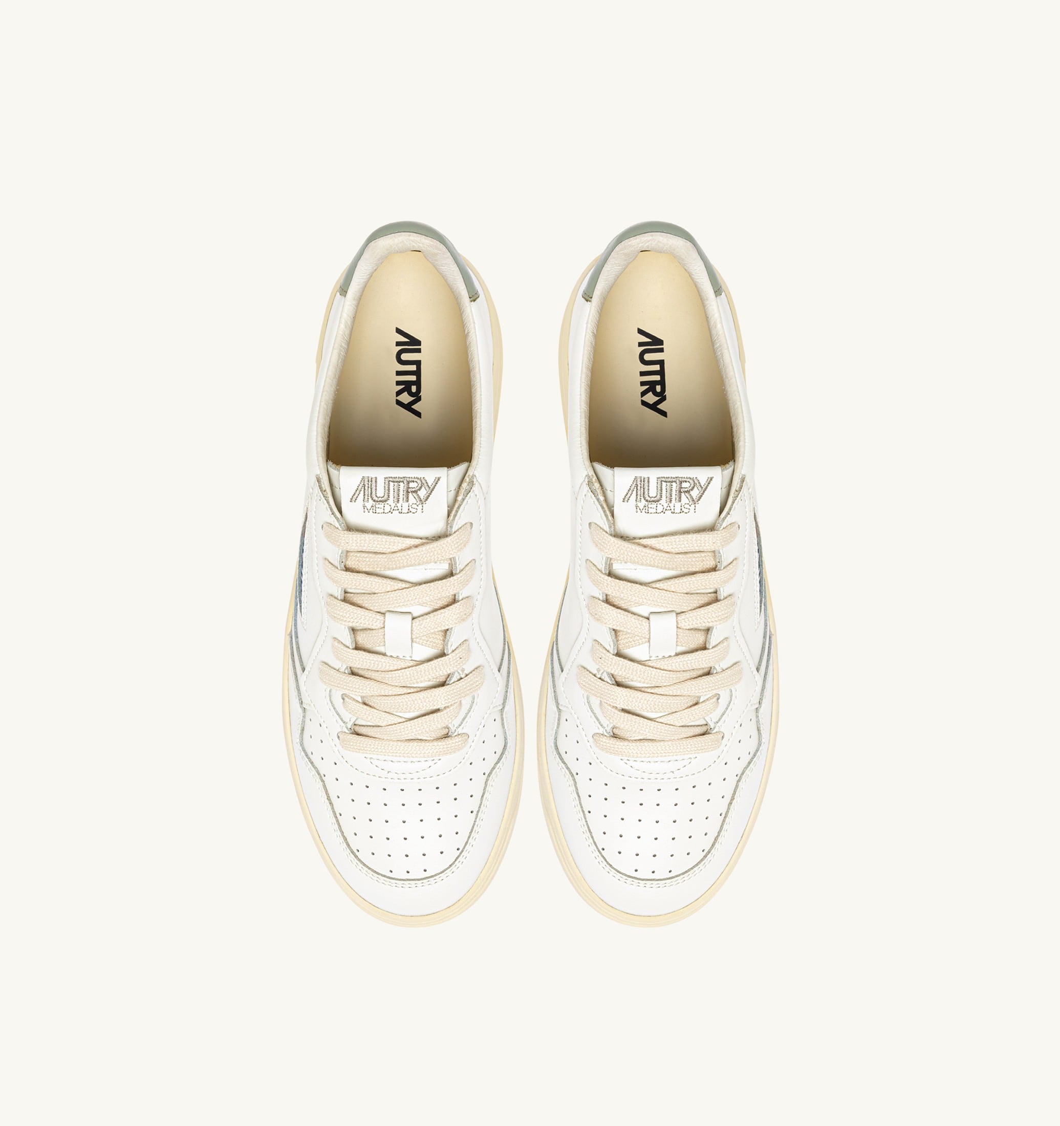 BASKETS MEDALIST LOW EN CUIR BLANC ET SEA GREEN