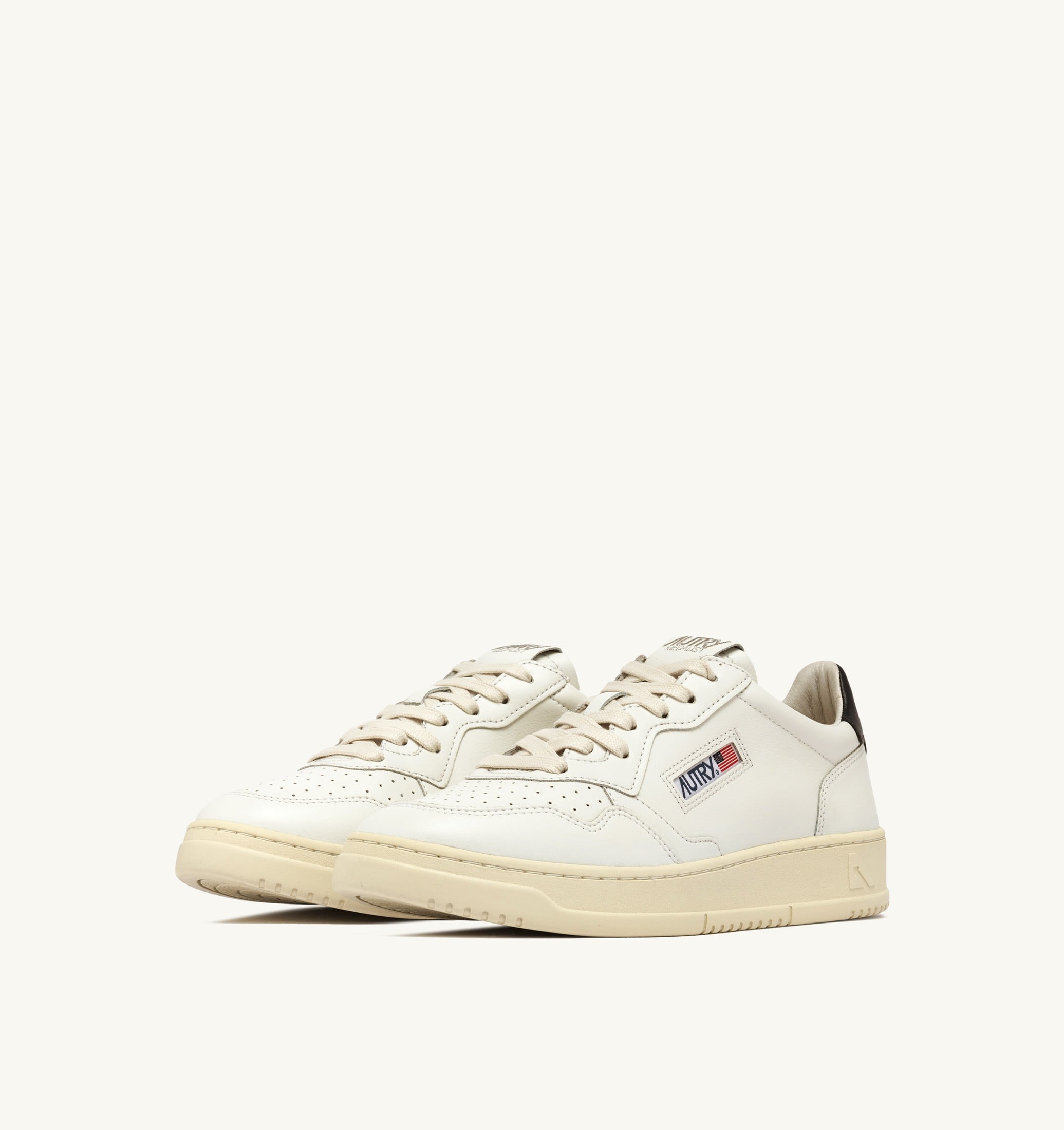 BASKETS MEDALIST LOW EN CUIR BLANC ET SPACE