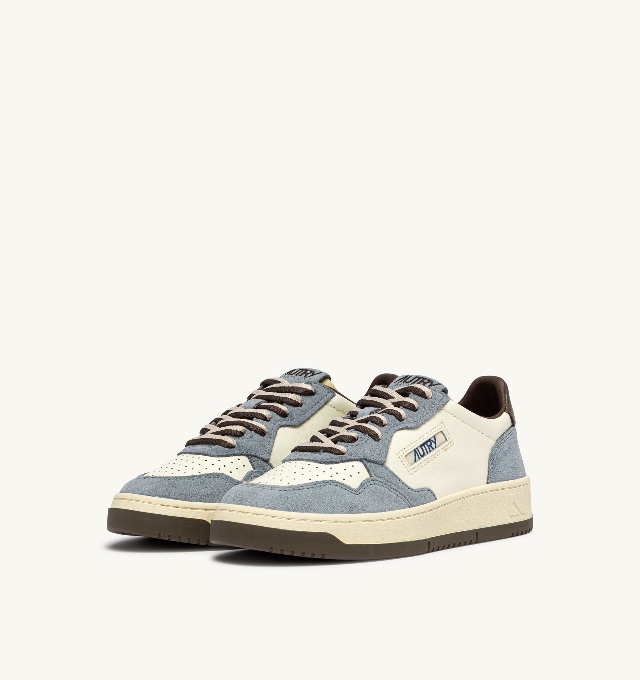 BASKETS MEDALIST LOW EN CUIR ET DAIM CHOOCOLATE CHIP ET CIEL