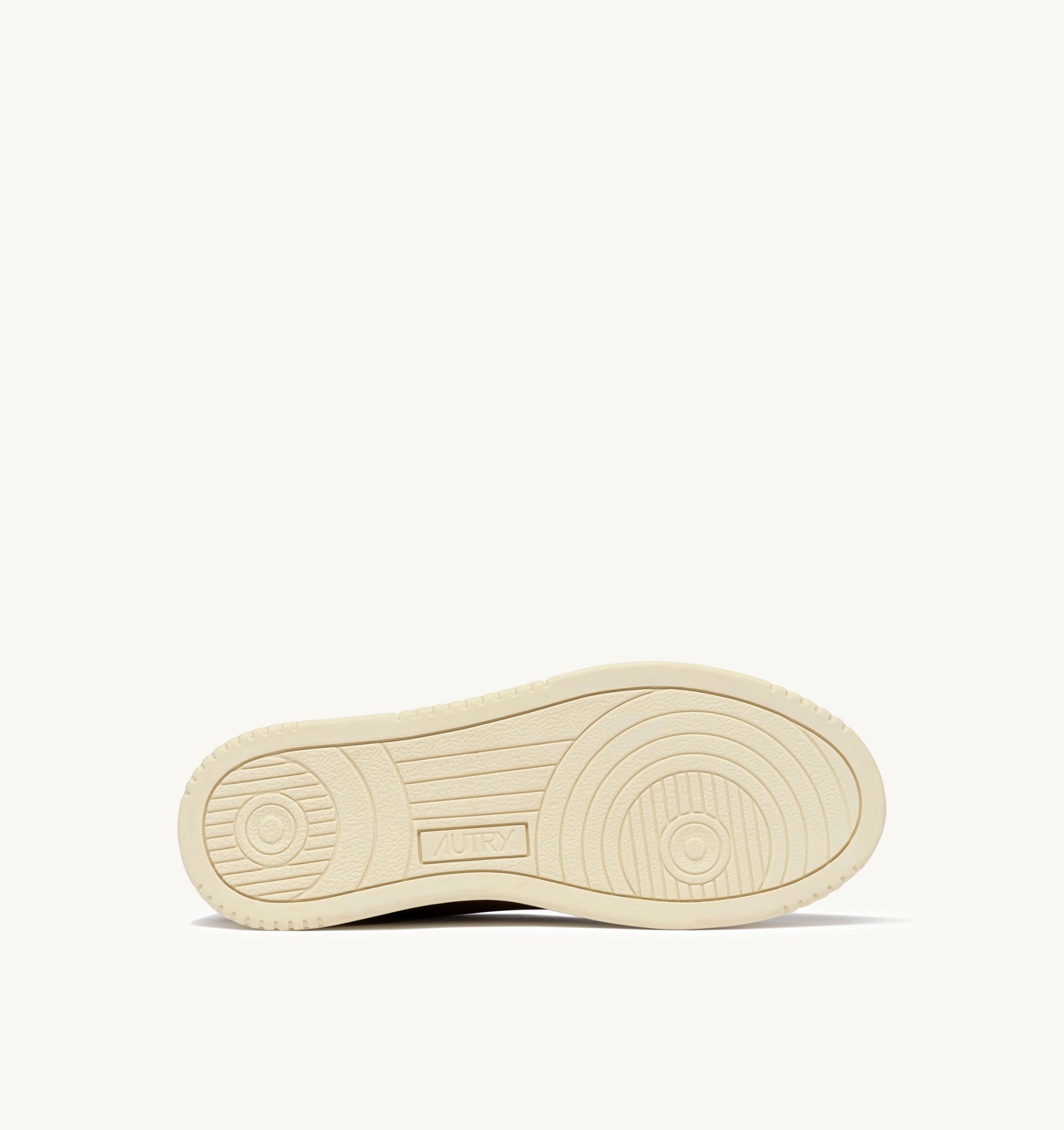 BASKETS MEDALIST LOW EN SATIN EARTH