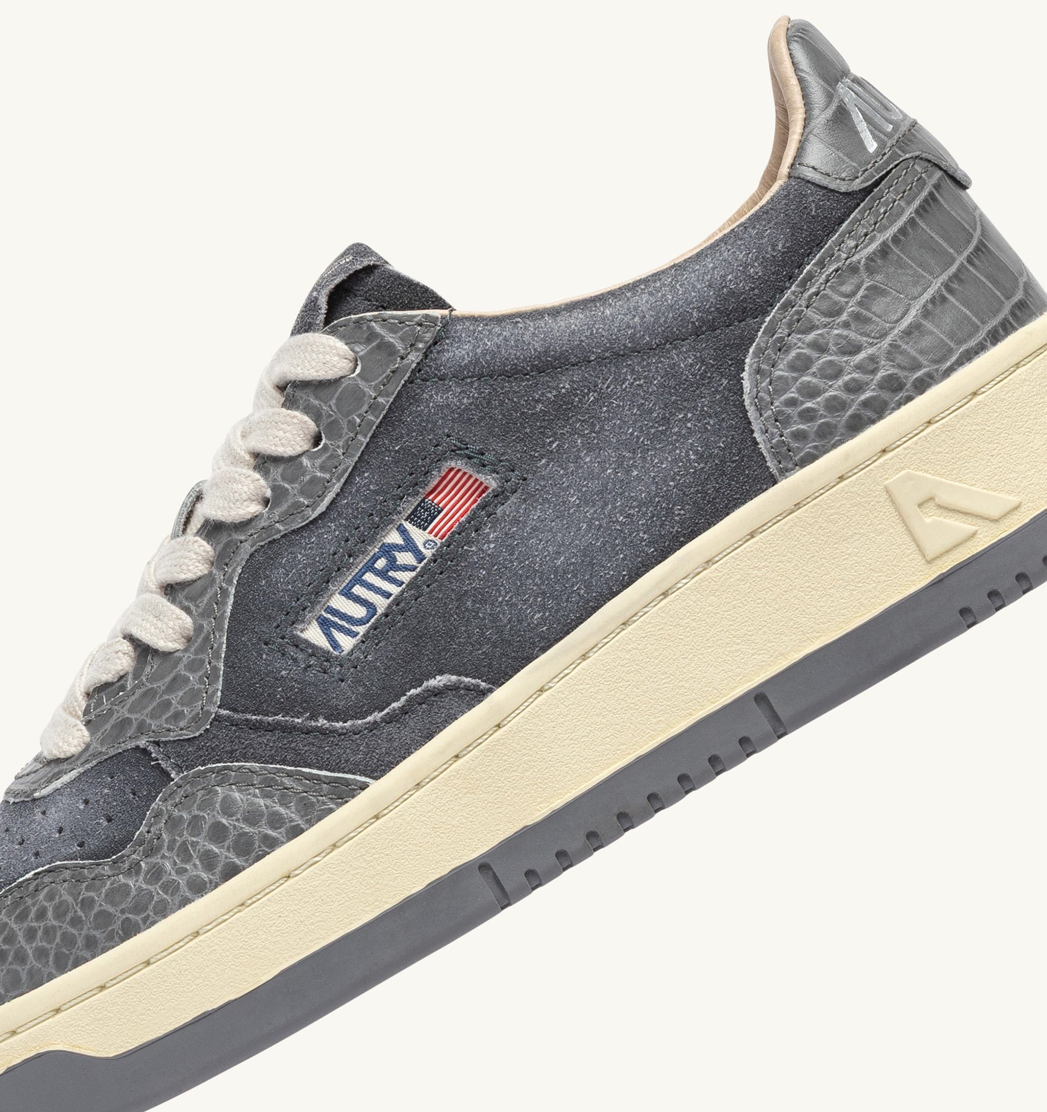 BASKETS MEDALIST LOW EN DAIM ET CUIR NIGHT OWL