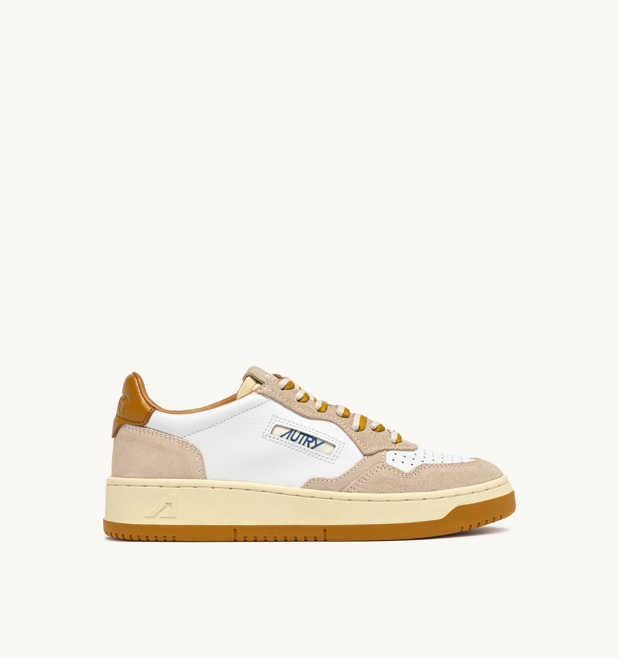 BASKETS MEDALIST LOW EN DAIM ET CUIR SAND ET WOOD