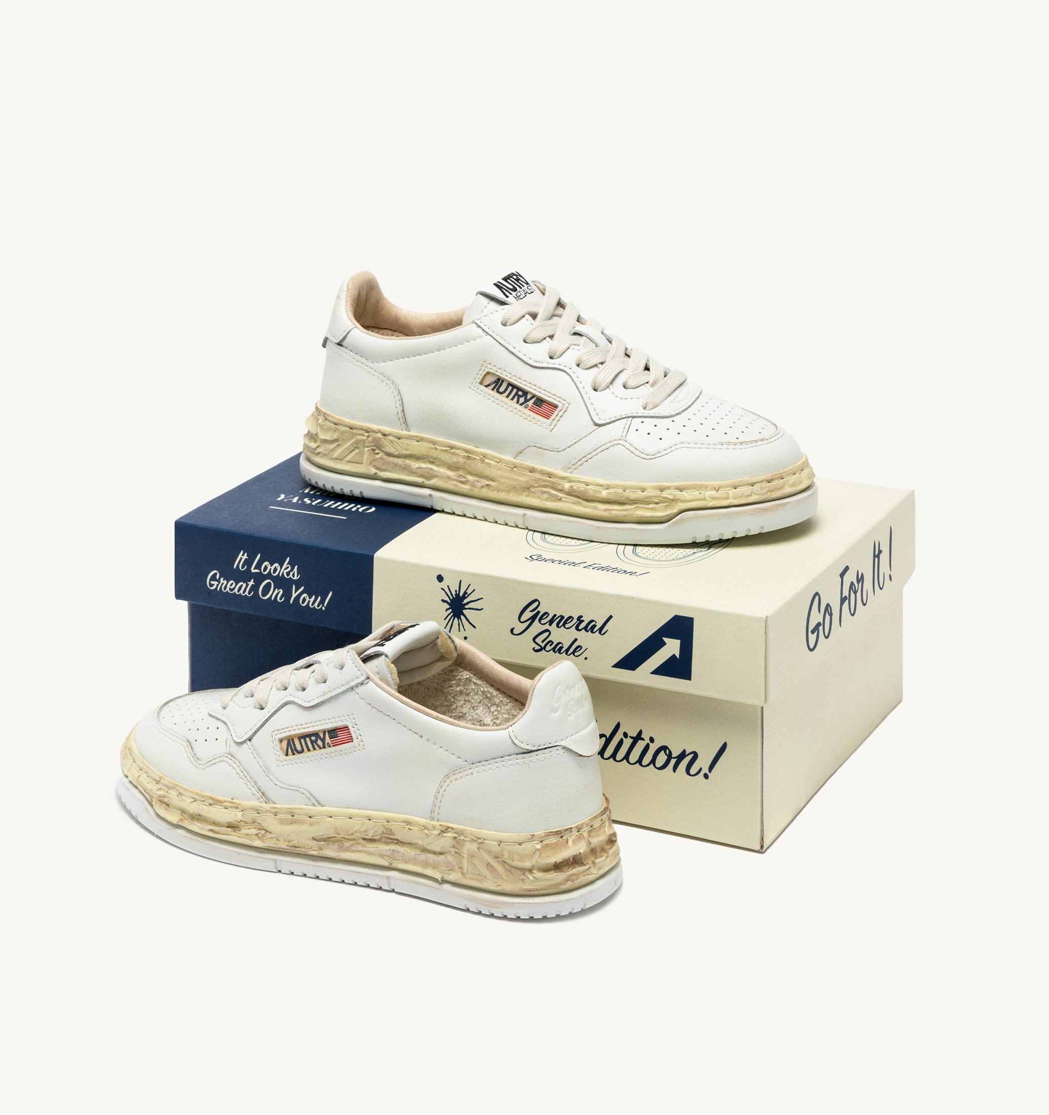 BASKETS MEDALIST LOW SUPER VINTAGE 'AUTRY X MAISON MIHARA YASUHIRO GENERAL SCALE' EN CUIR BLANC