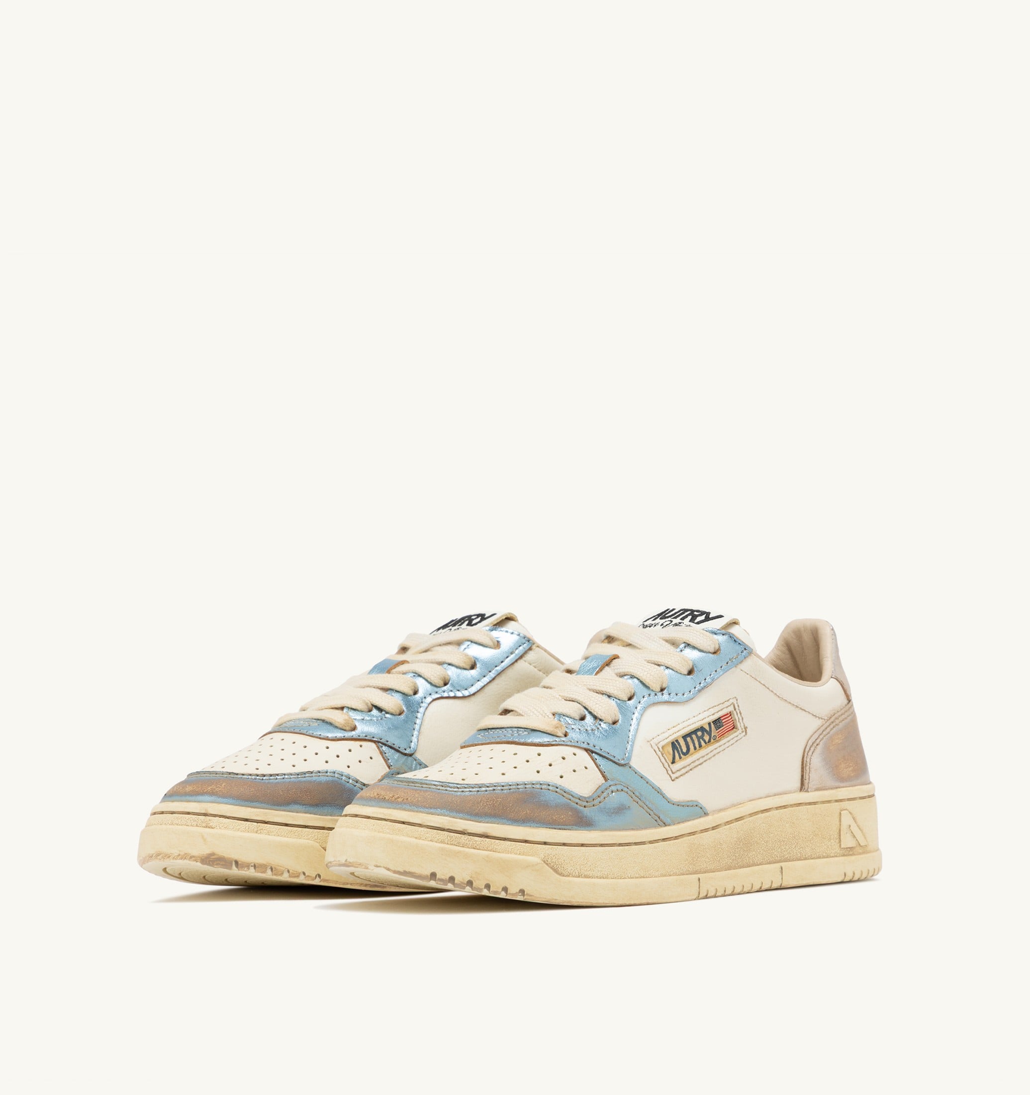 BASKETS MEDALIST LOW SUPER VINTAGE EN CUIR ARGENT ET BLUE