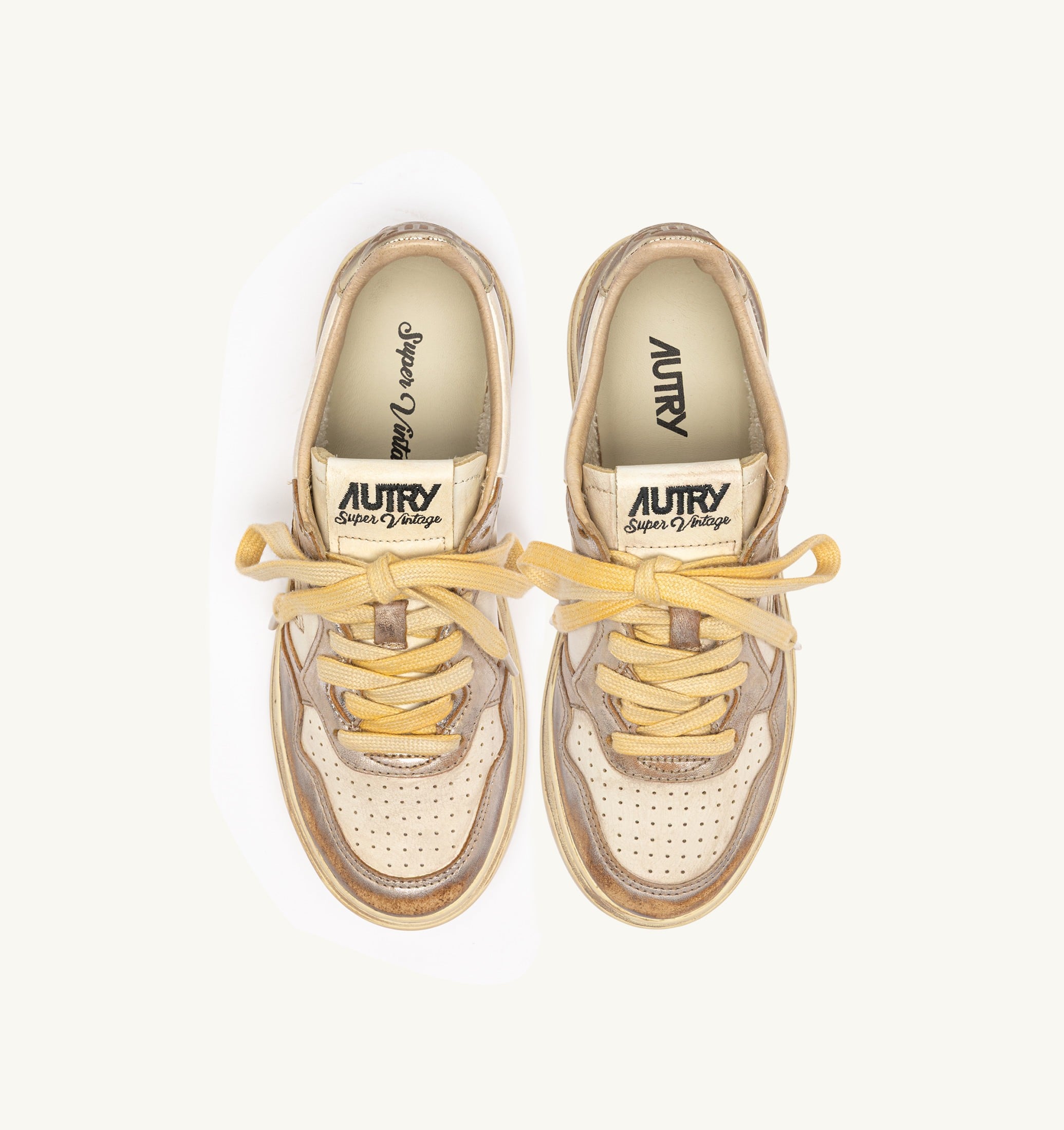 BASKETS MEDALIST LOW SUPER VINTAGE EN CUIR ARGENT ET PLATINE