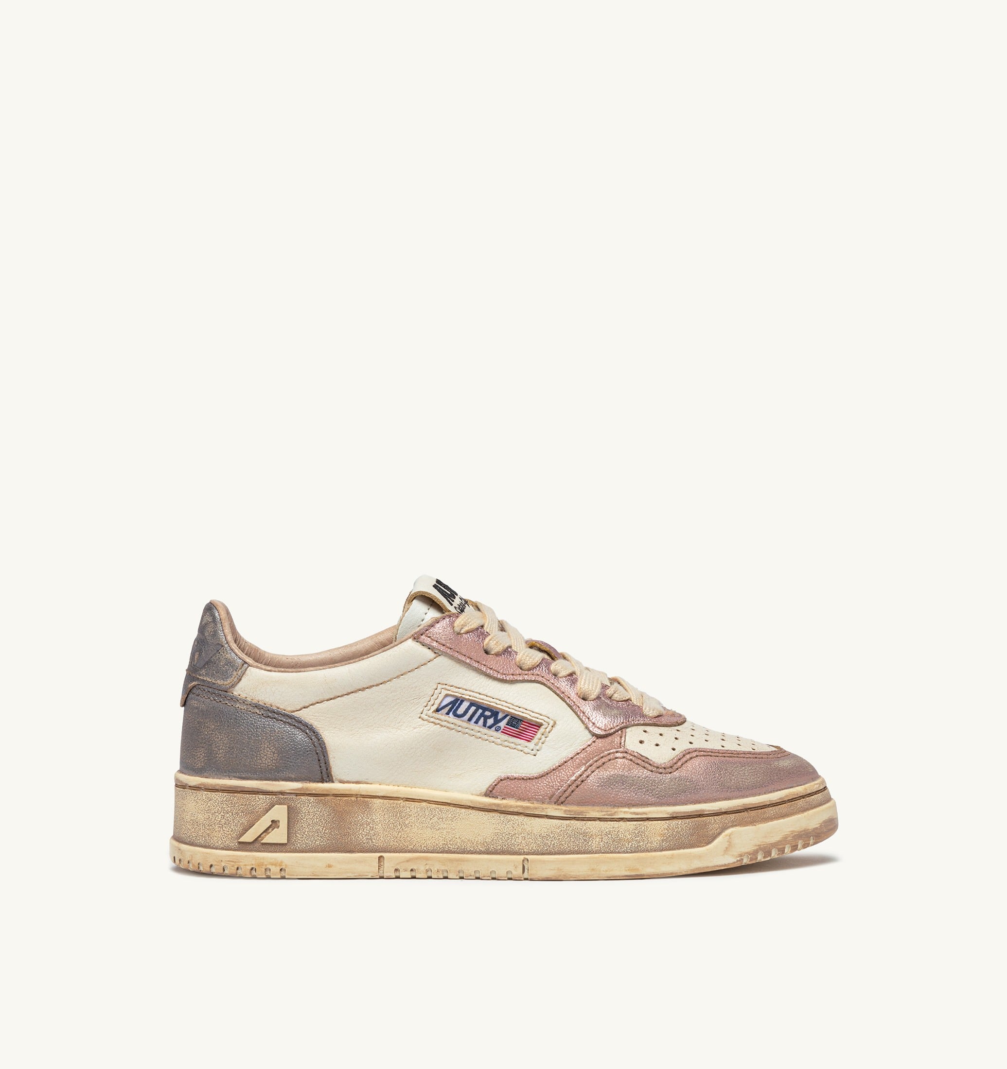 BASKETS MEDALIST LOW SUPER VINTAGE EN CUIR BLANC ROSE ET BLACKBOARD