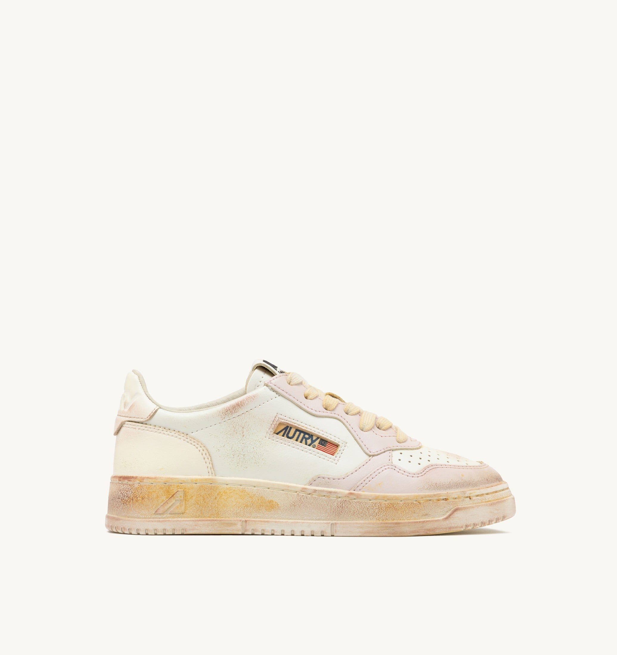 BASKETS MEDALIST LOW SUPER VINTAGE EN CUIR VANILLA BLANC ET MAUVE