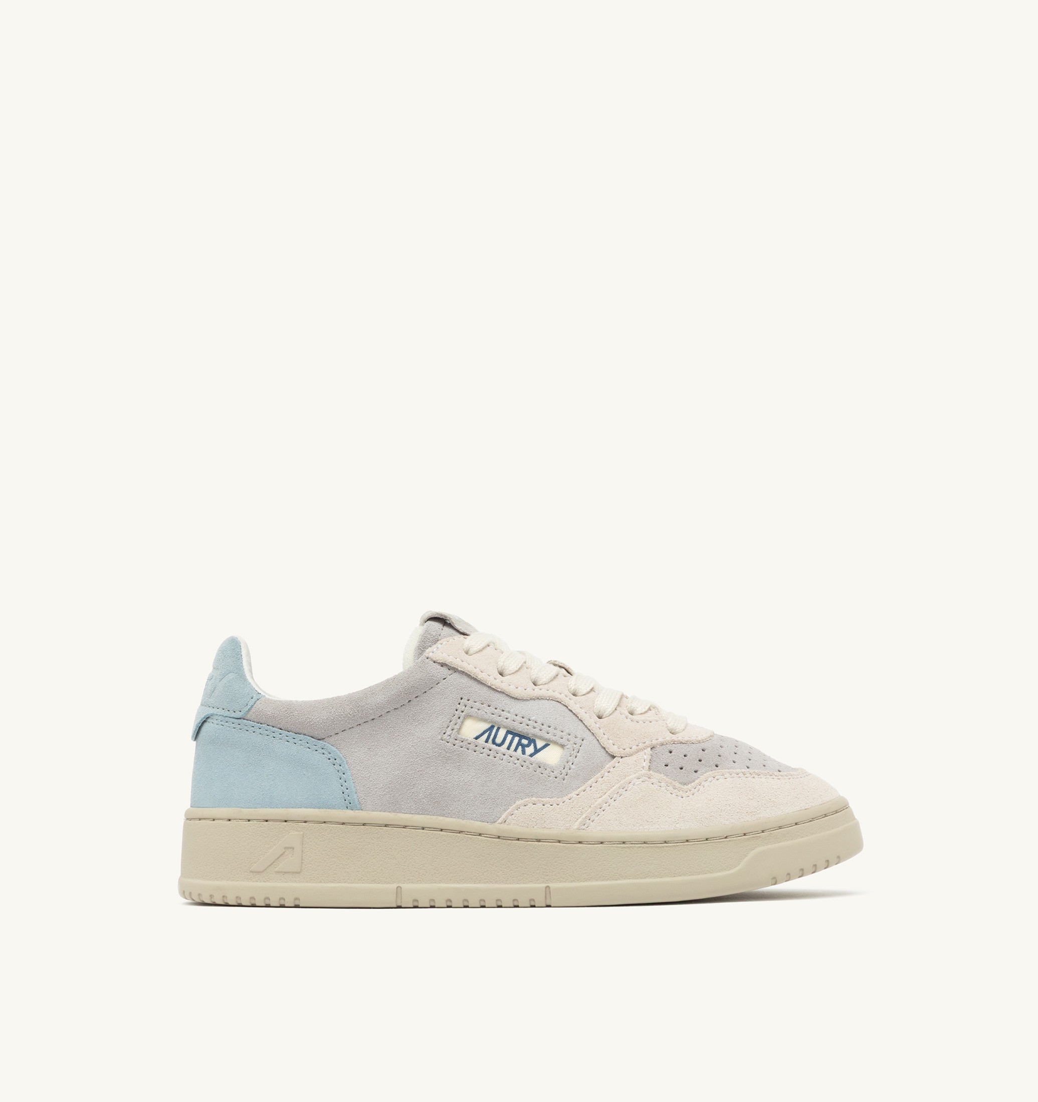 BASKETS MEDALIST LOW TRICOLORE EN DAIM BLANC SKY ET LOFT