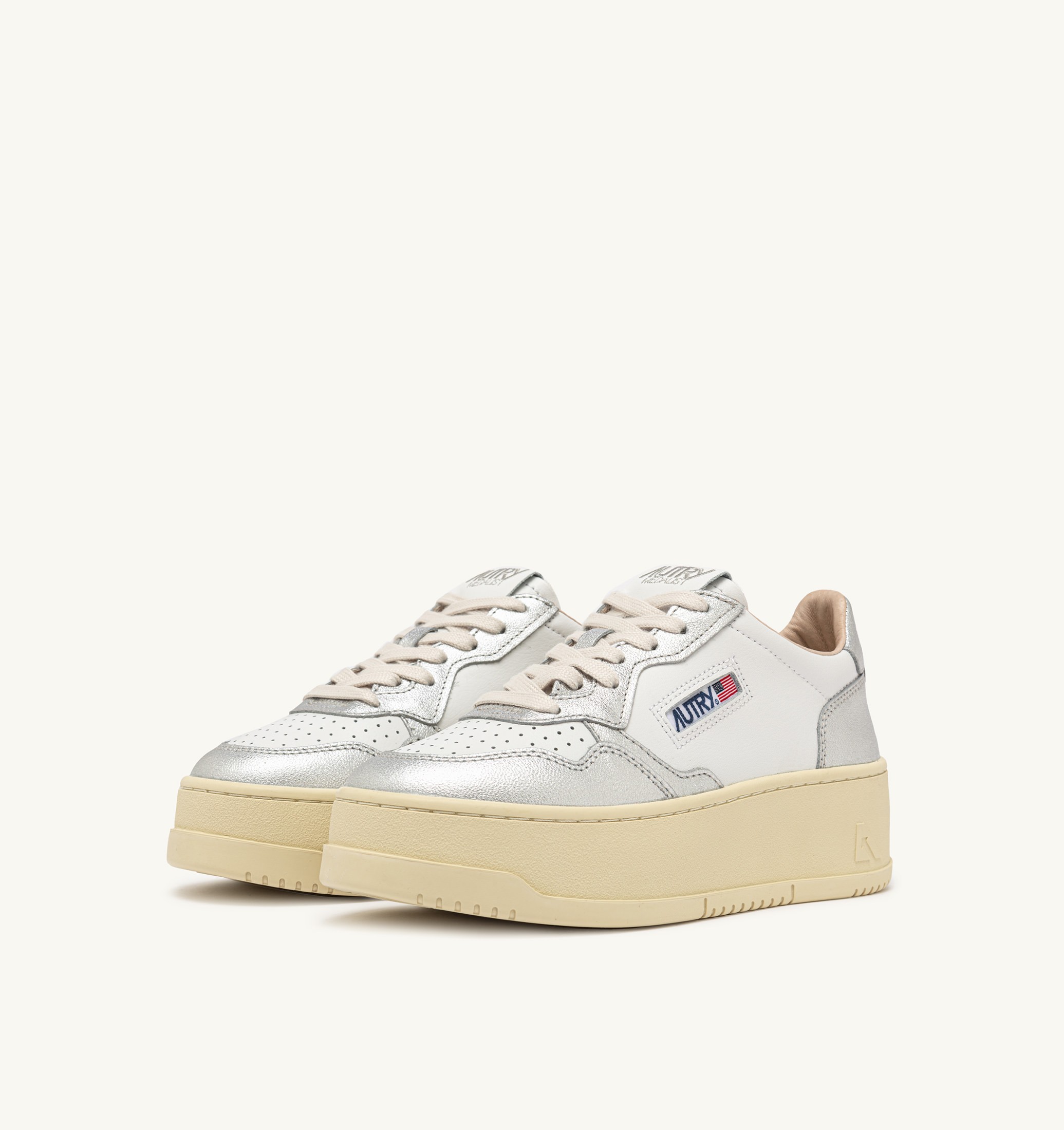 BASKETS MEDALIST PLATFORM EN CUIR BLANC ET MÉTALLISÉ ARGENT