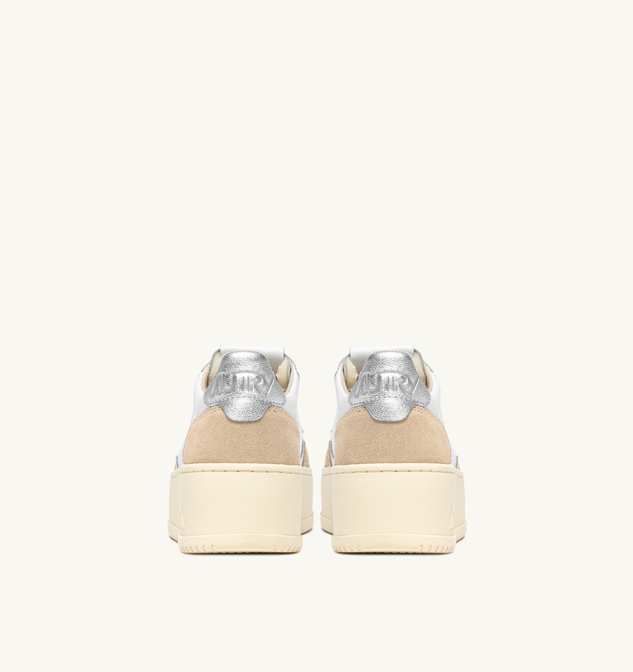 BASKETS MEDALIST PLATFORM EN DAIM ET CUIR ARGENT ET BLANC