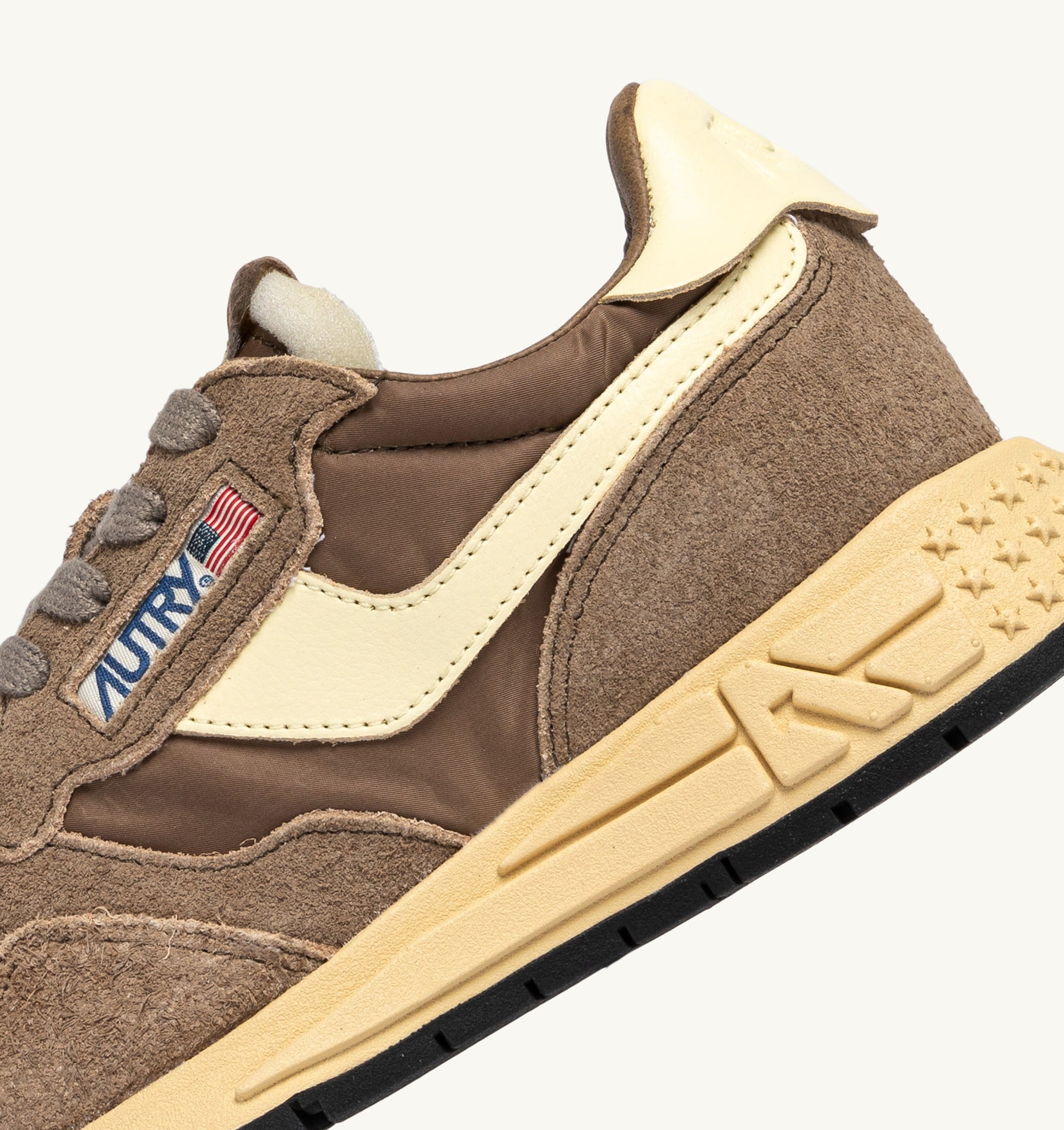BASKETS REELWIND LOW EN NYLON ET DAIM CROCO ET RUTABAGA