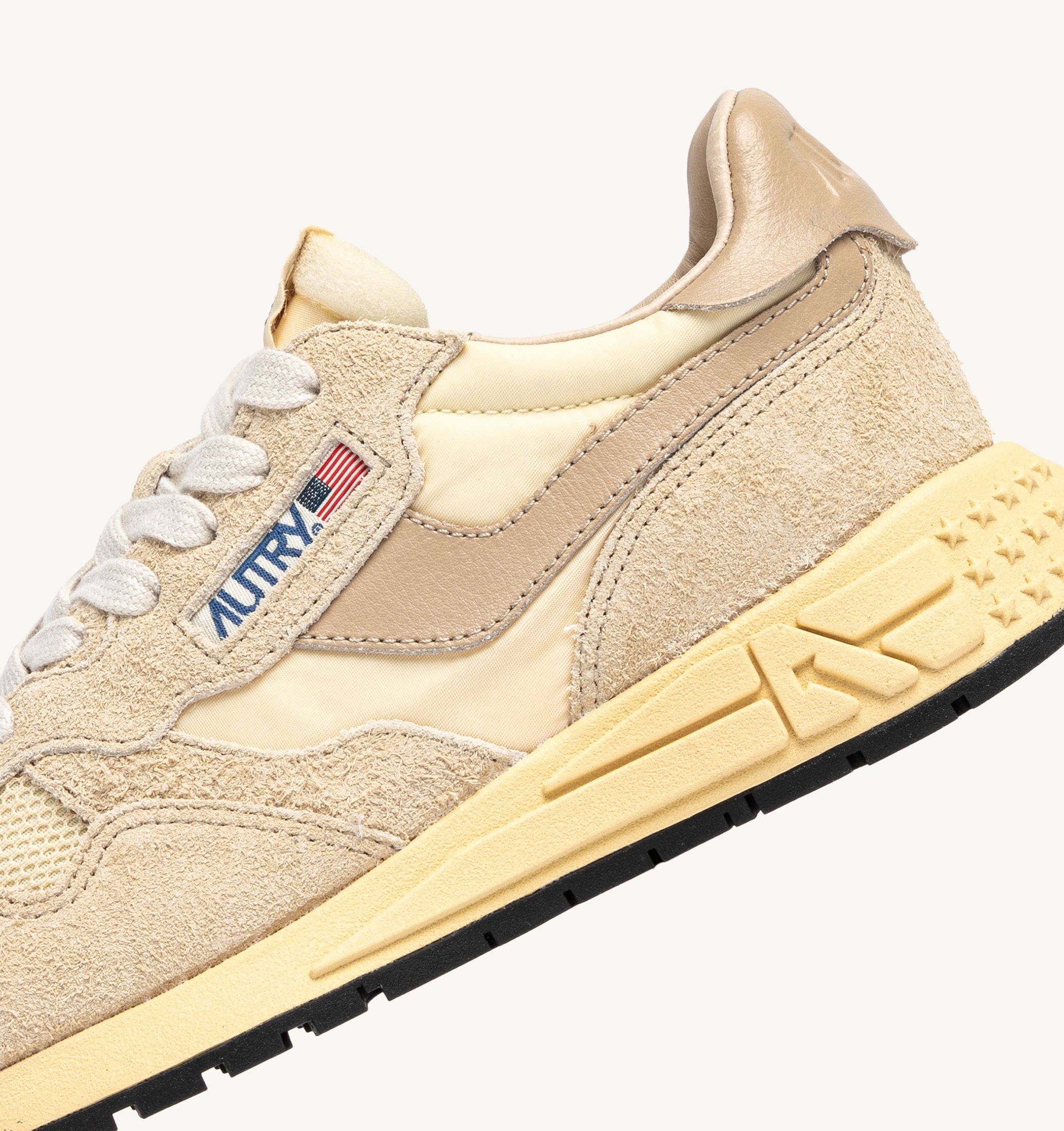BASKETS REELWIND LOW EN NYLON ET DAIM ÉCRU ET WHITE PEPPER