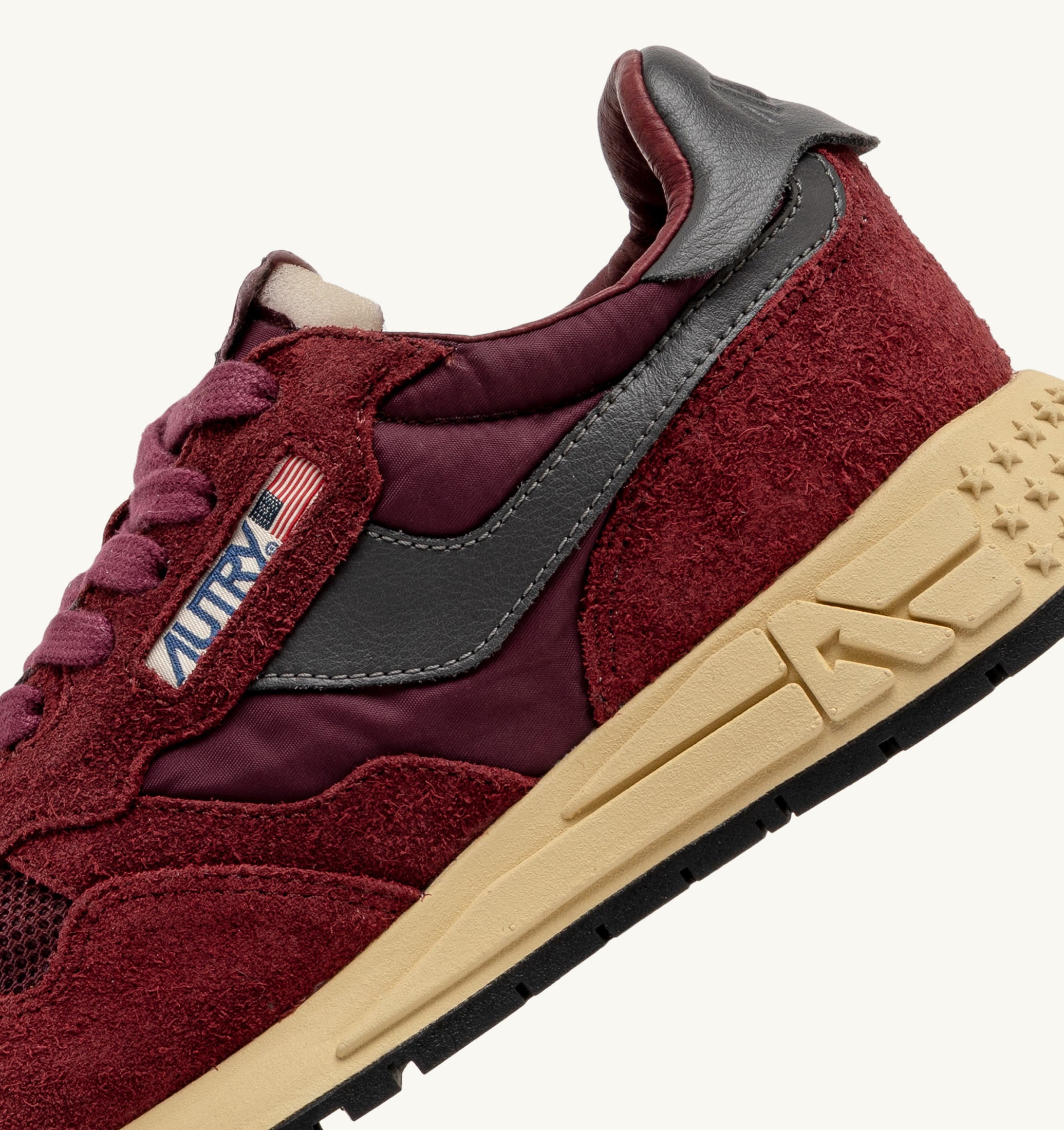 BASKETS REELWIND LOW EN NYLON DAIM ET CUIR ROUNGE ET CORDOVAN