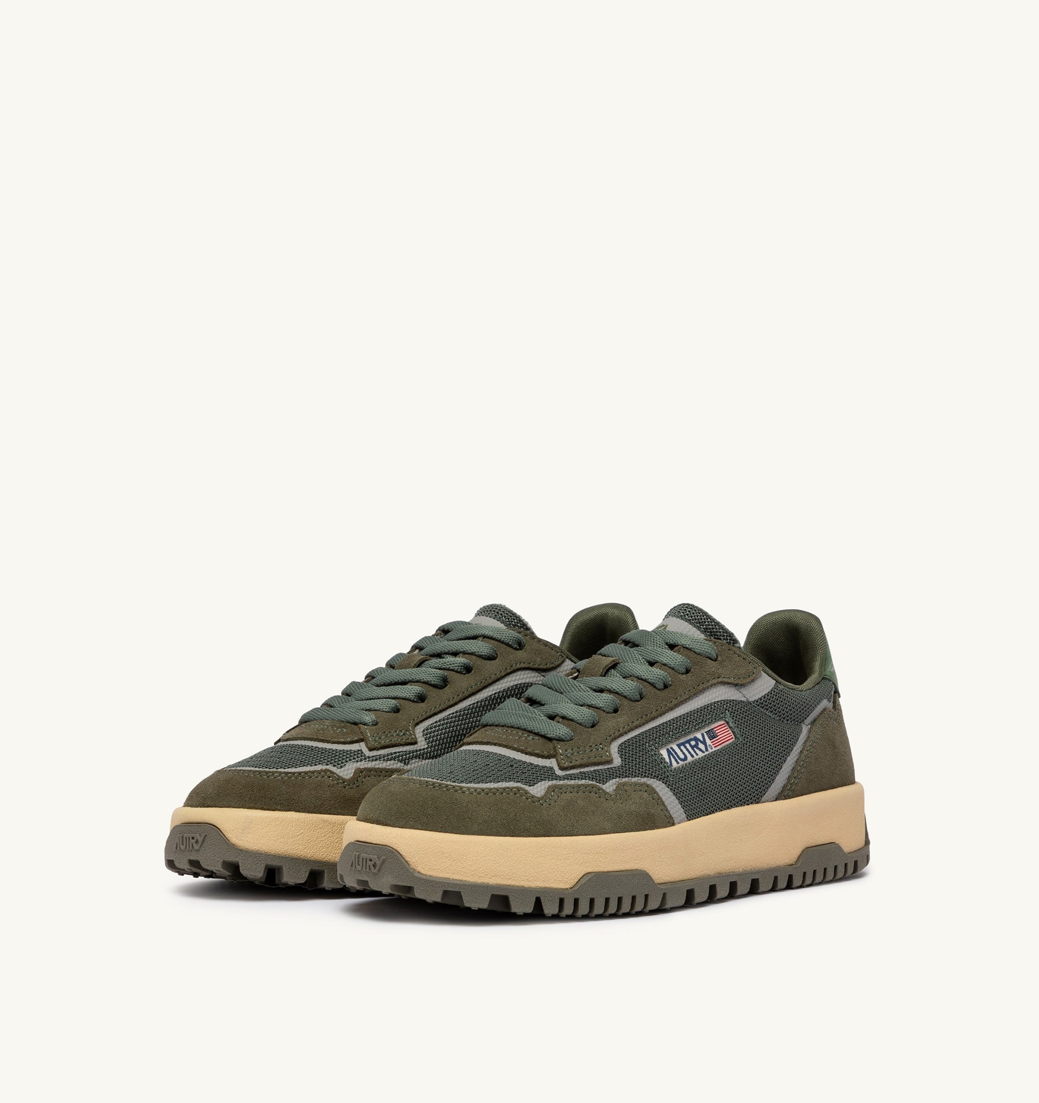 BASKETS WILDPACE LOW EN MESH ET DAIM COLORIS SCHIO ET MILITARY