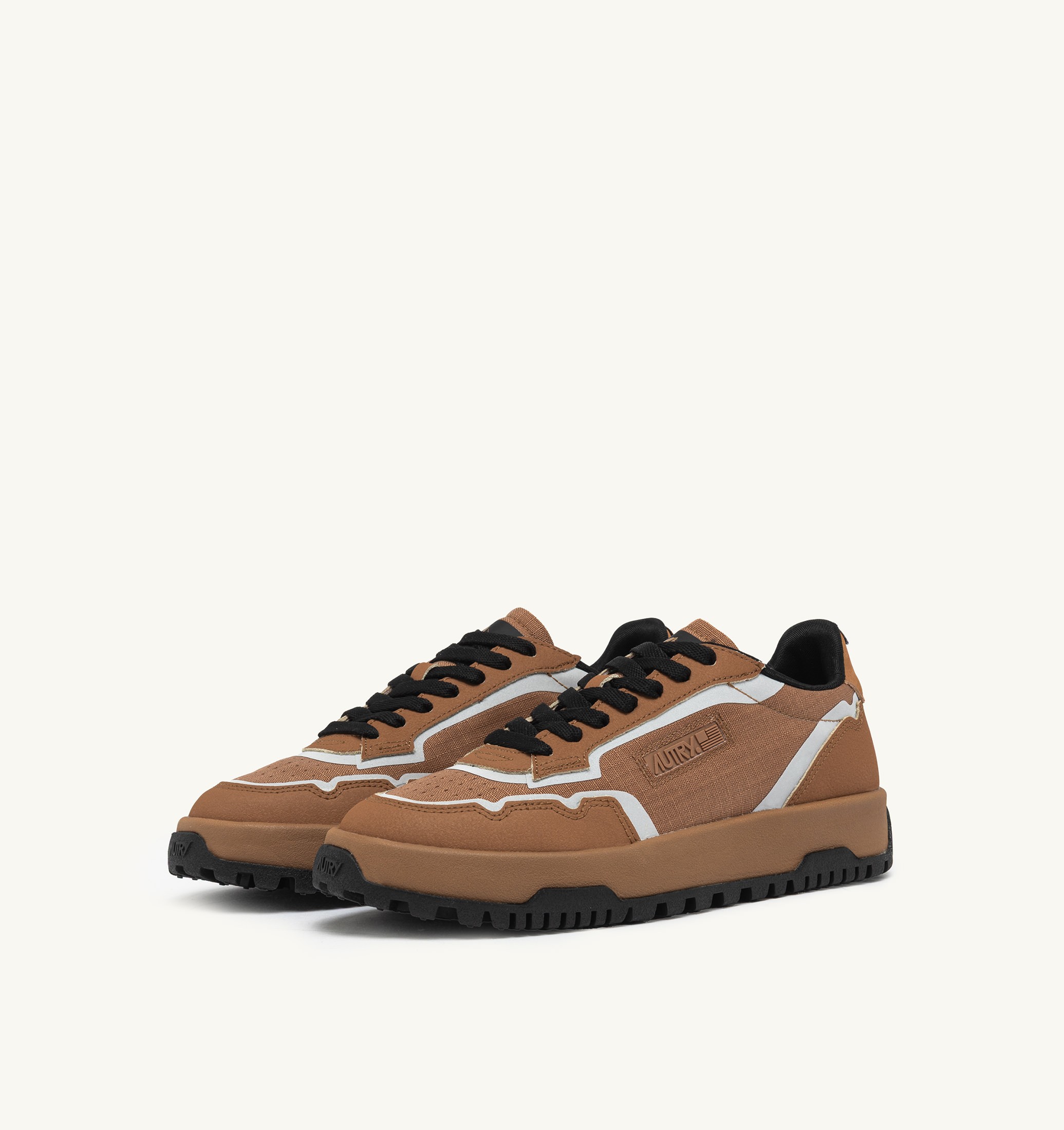 BASKETS WILDPACE LOW EN NYLON RIPSTOP ET CUIR BROWN SUGAR ET REFLEX