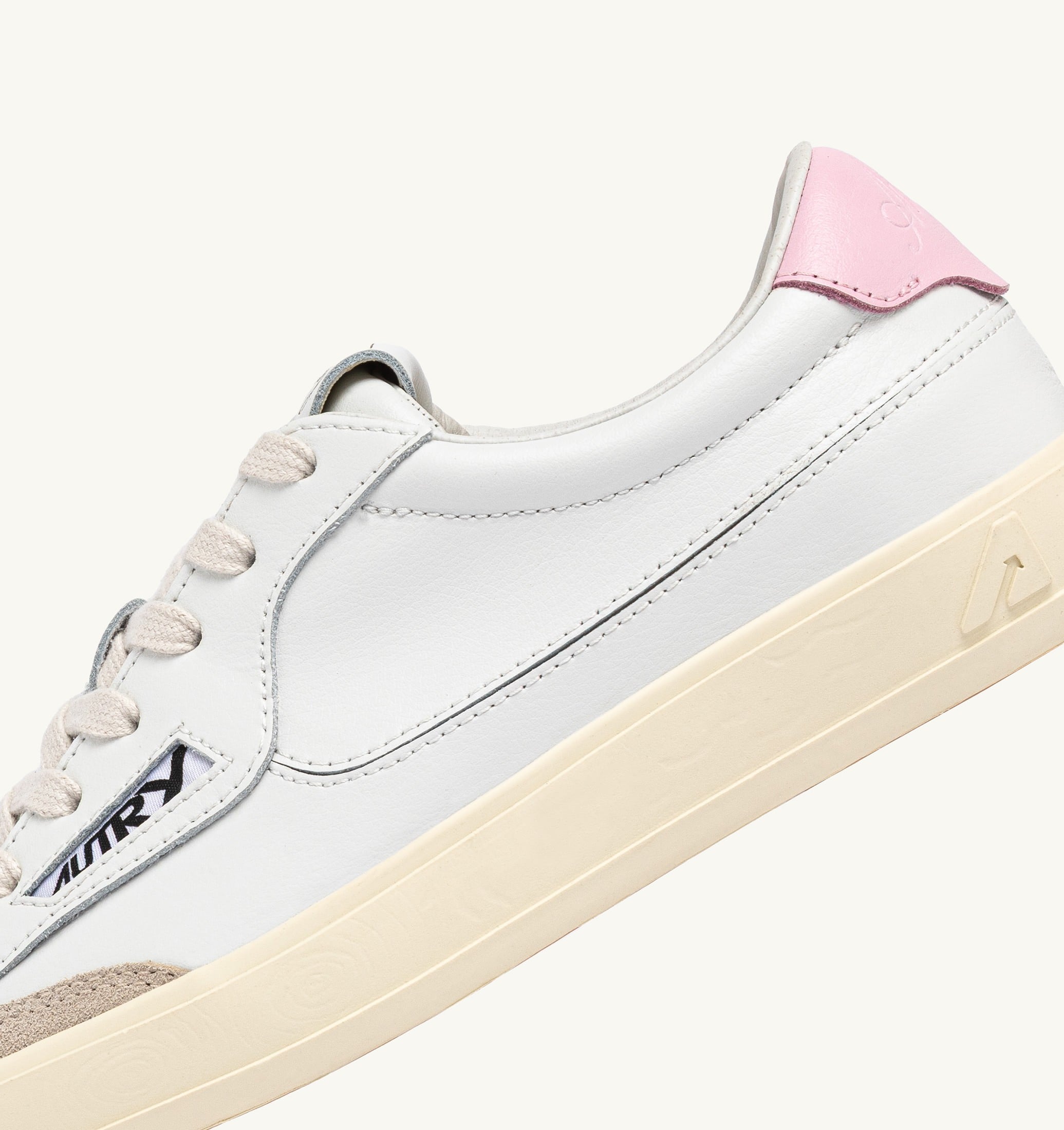 BASKETS WINDSCAPE LOW EN CUIR BLANC ET FAIRY TALE