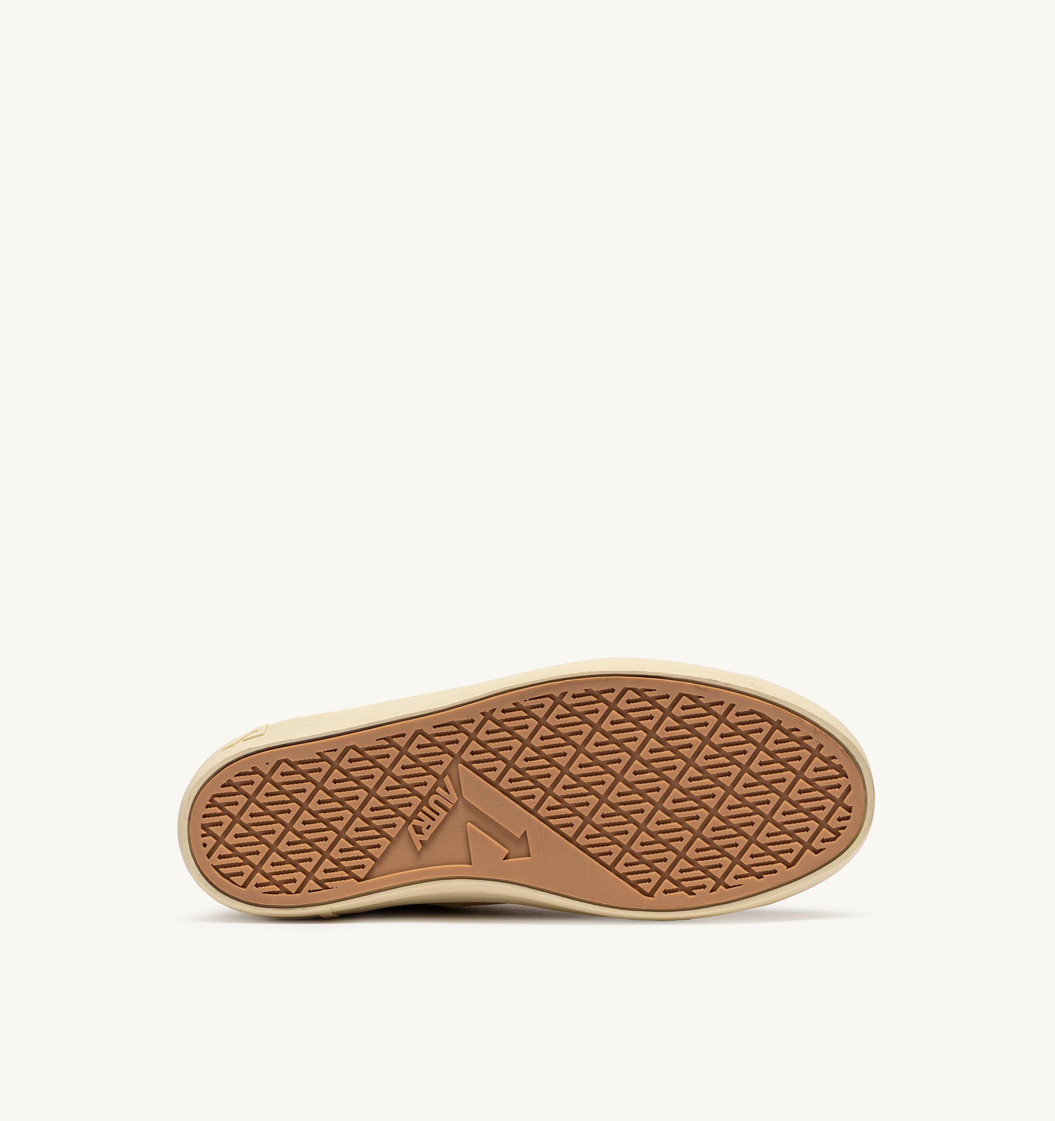BASKETS WINDSCAPE LOW EN DAIM CUIVRE ET MARSHMALLOW