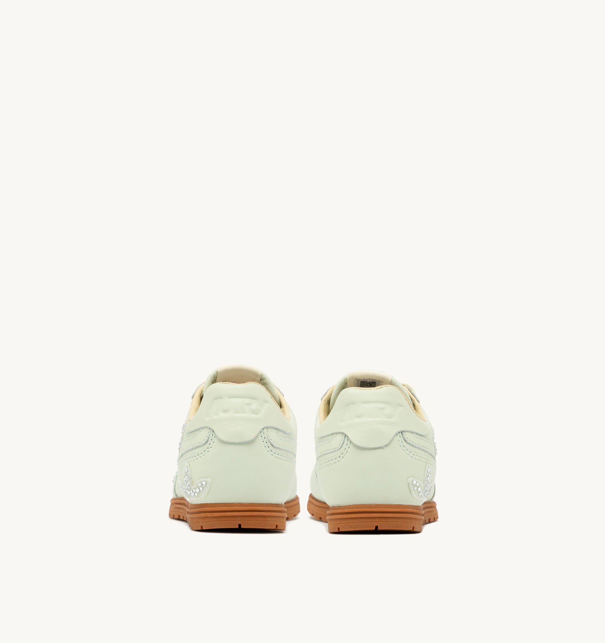 BASKETS WINDSPIN EN CUIR BONE WHITE AVEC APPLICATIONS