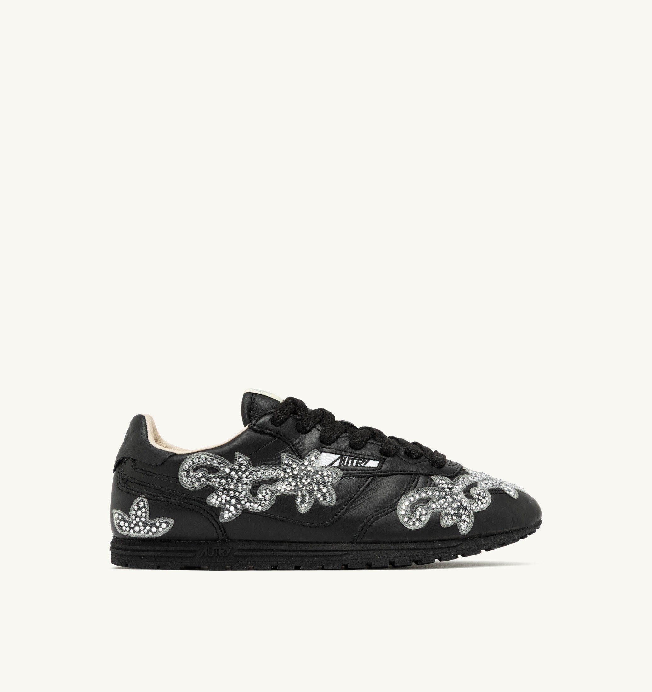 BASKETS WINDSPIN EN CUIR NOIR AVEC APPLICATIONS