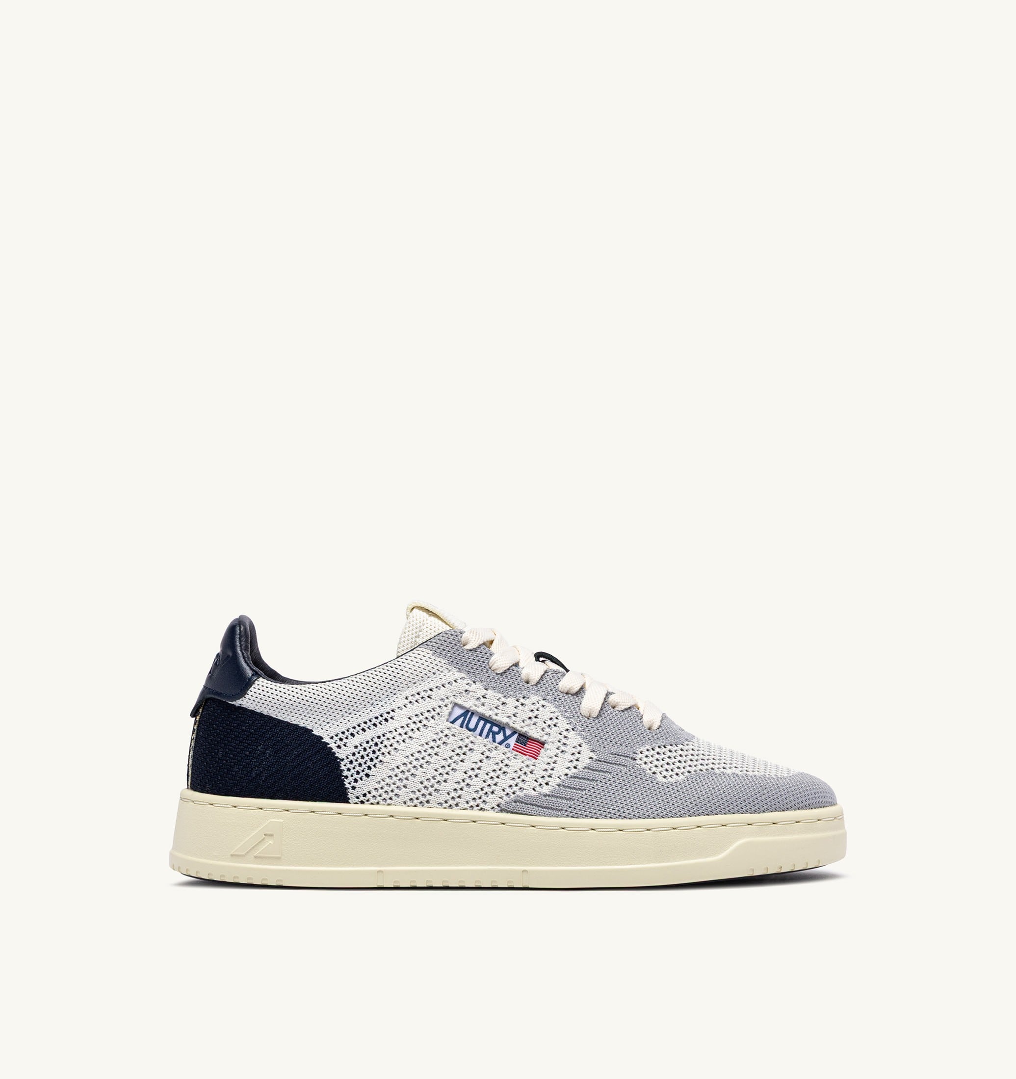 BASKETS MEDALIST EASEKNIT LOW EN MAILLE IVOIRE SPACE ET LOFT