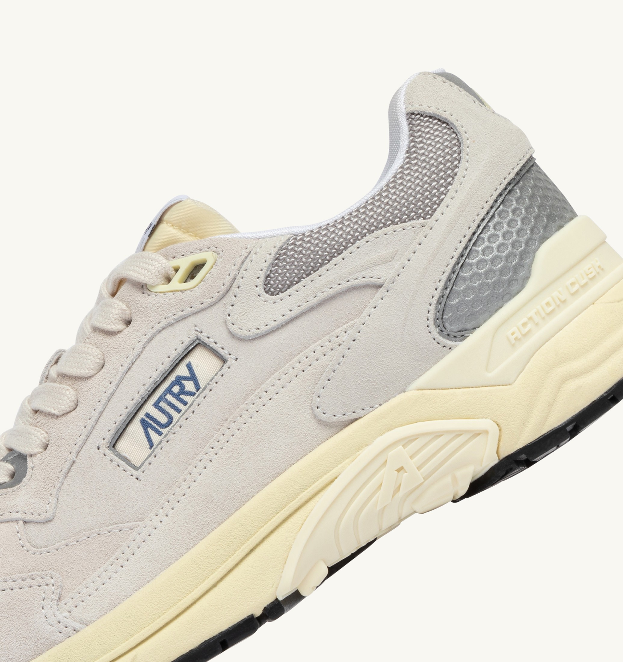 BASKETS HYPERWAY EN MESH ET DAIM BLANC ET ARGENT