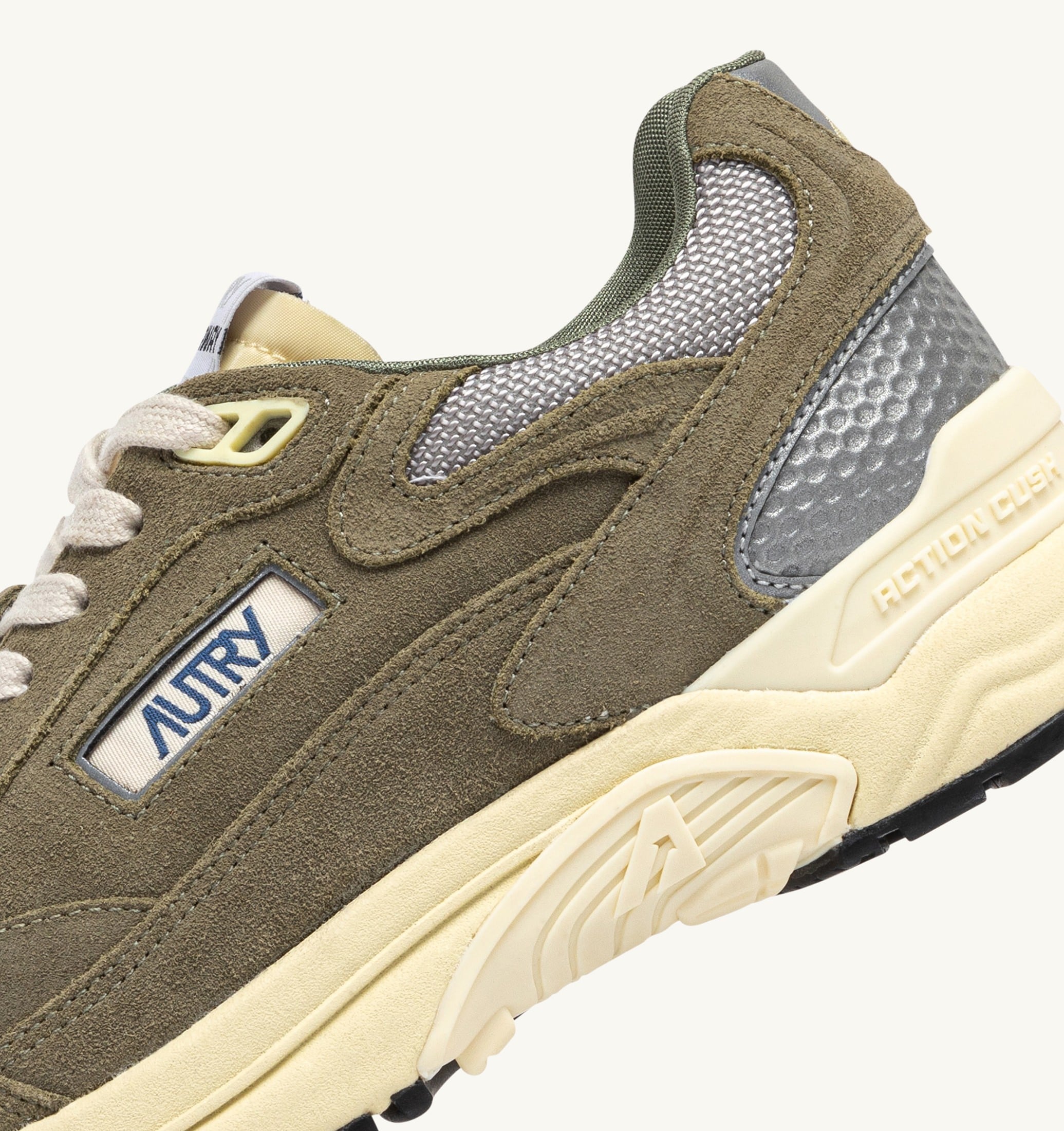 BASKETS HYPERWAY EN MESH ET DAIM THYM ET ARGENT