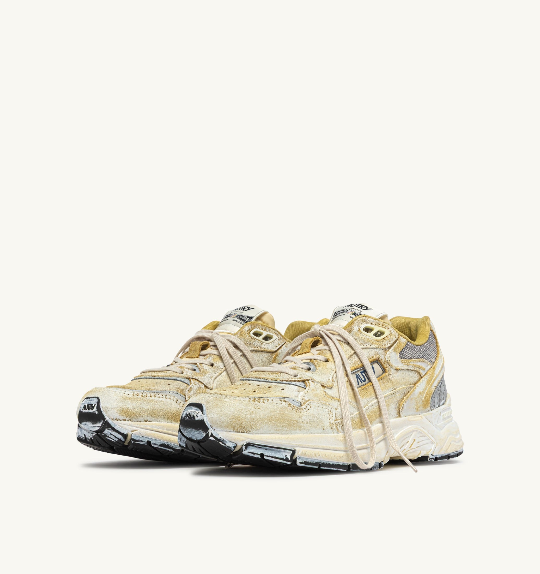 BASKETS HYPERWAY SUPER VINTAGE EN DAIM JAUNE ET ARGENT