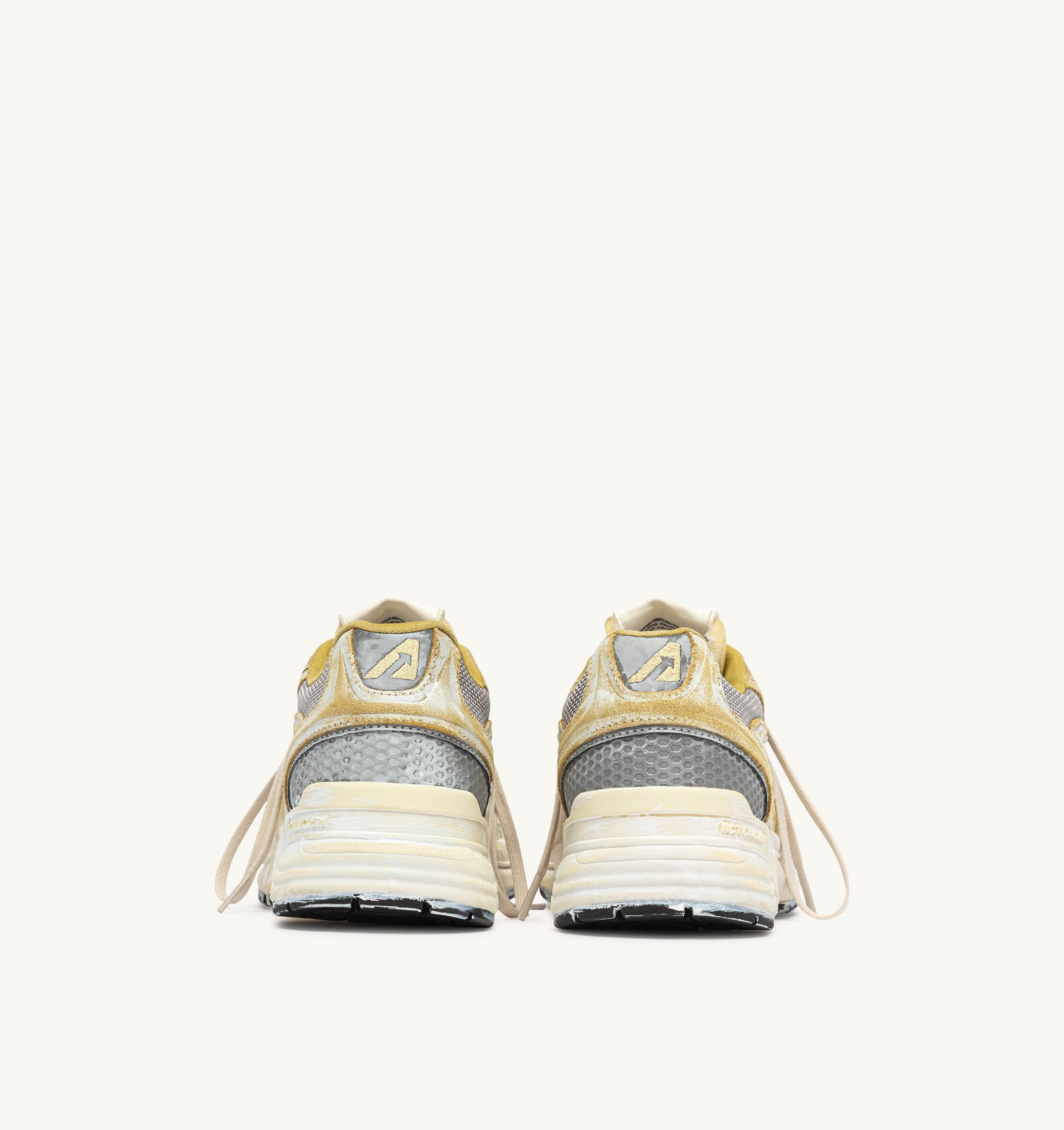 BASKETS HYPERWAY SUPER VINTAGE EN DAIM JAUNE ET ARGENT