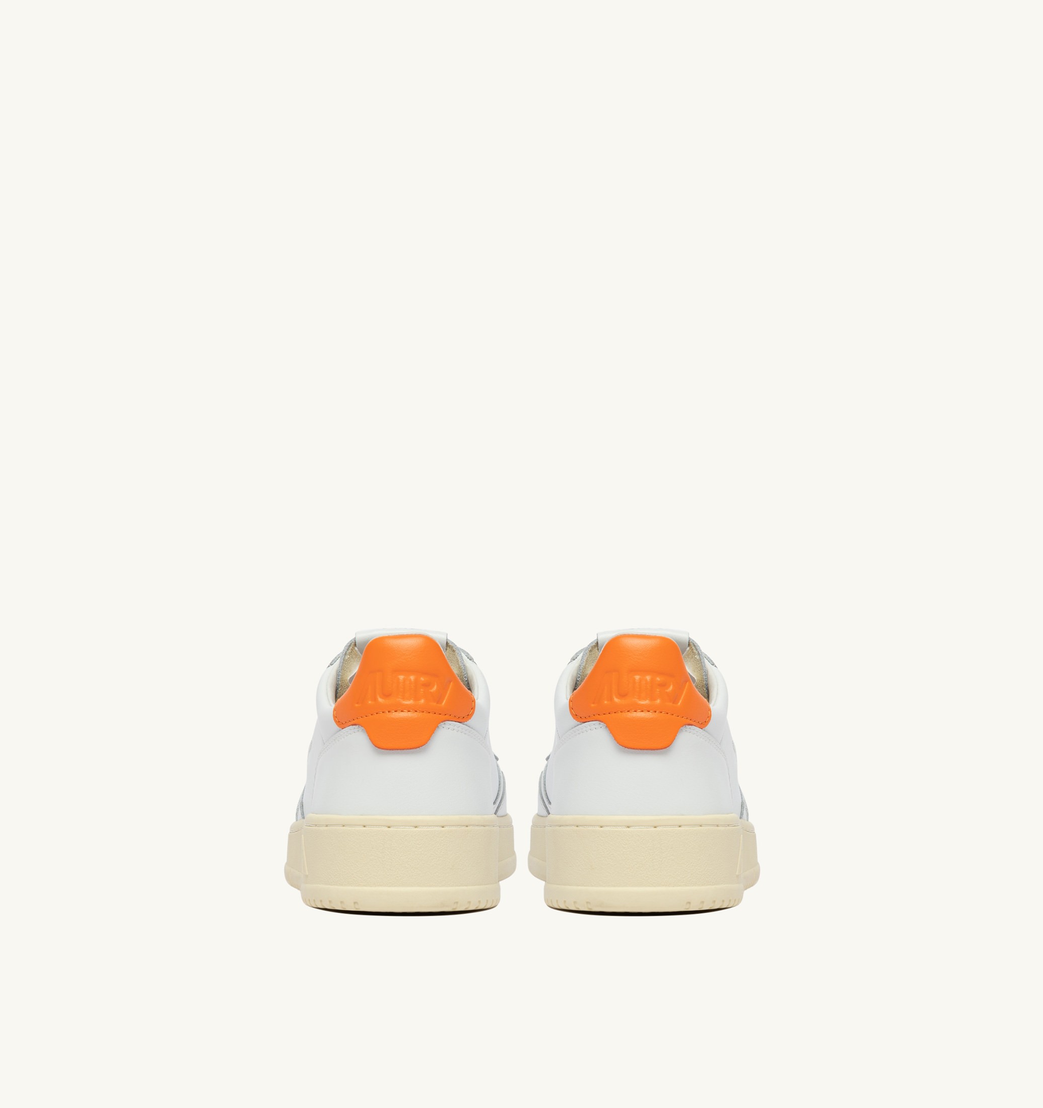BASKETS MEDALIST LOW EN CUIR BLANC ET PARSIMMON ORANGE