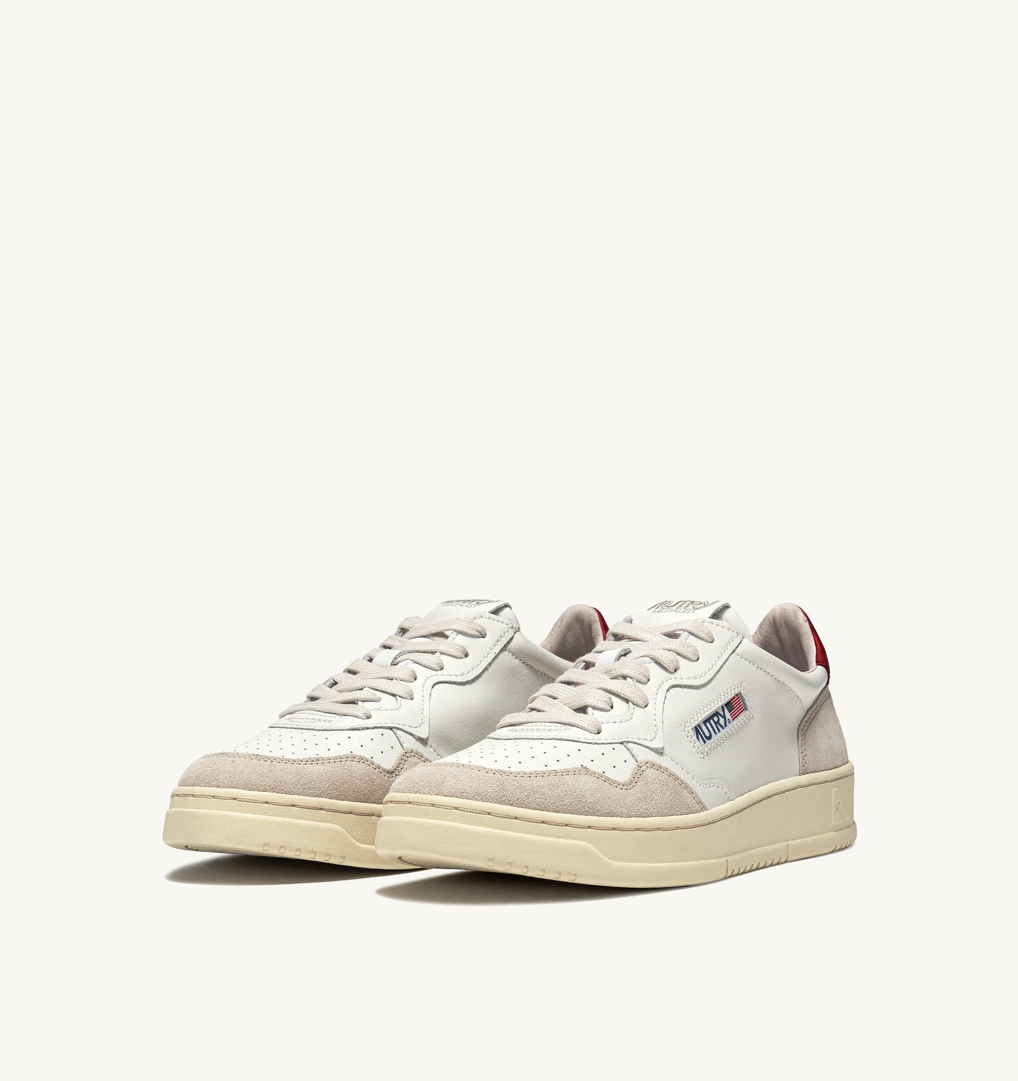 BASKETS MEDALIST LOW EN CUIR BLANC ET ROUGE ET DAIM BEIGE