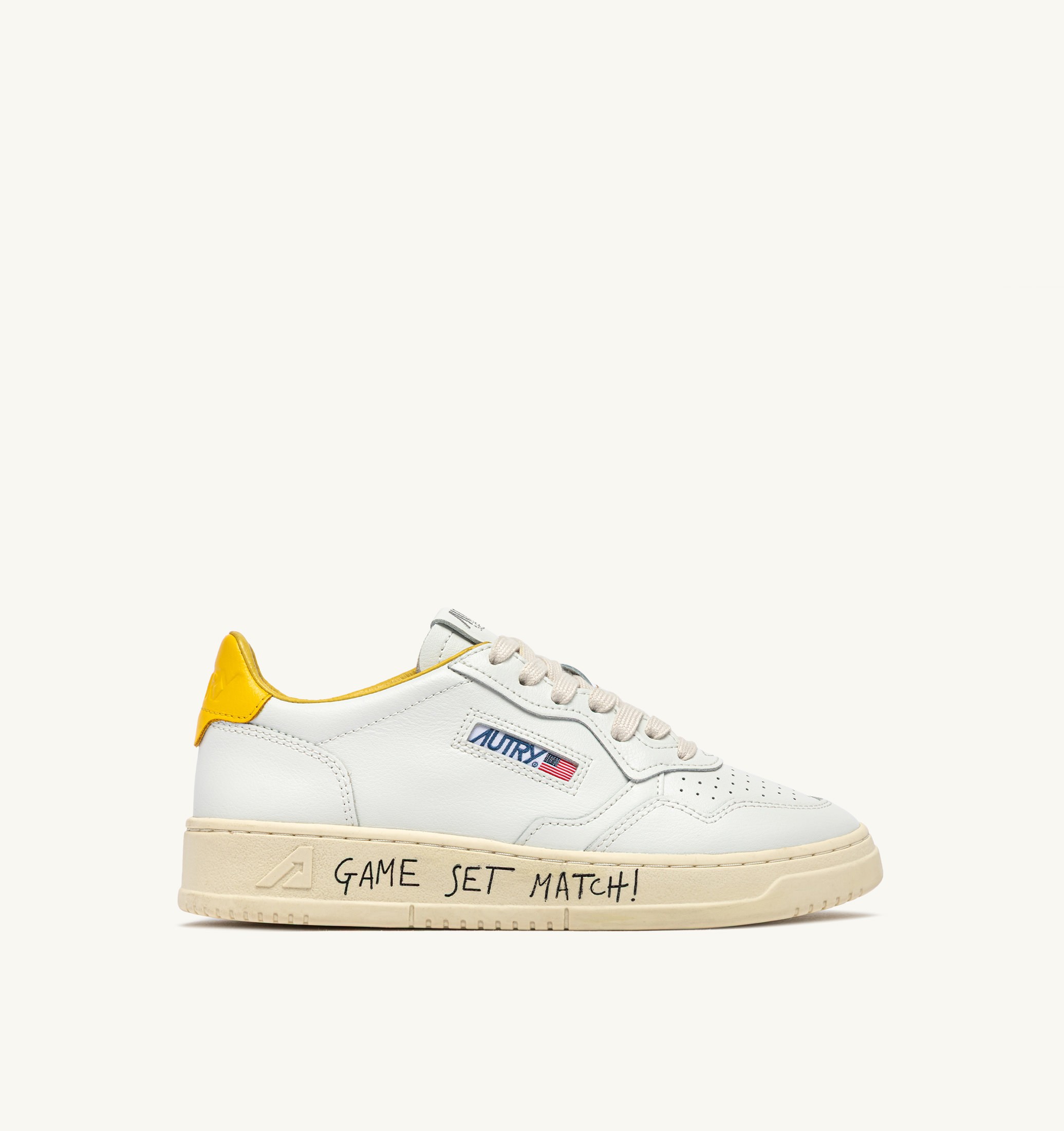 BASKETS MEDALIST LOW EN CUIR BLANC ET SLICKER