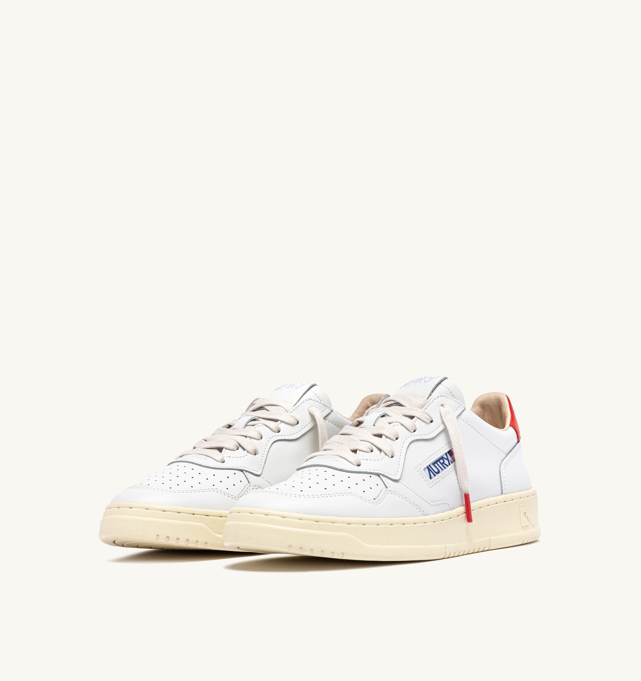BASKETS MEDALIST LOW EN CUIR BLANC ET SPICY ORANGE
